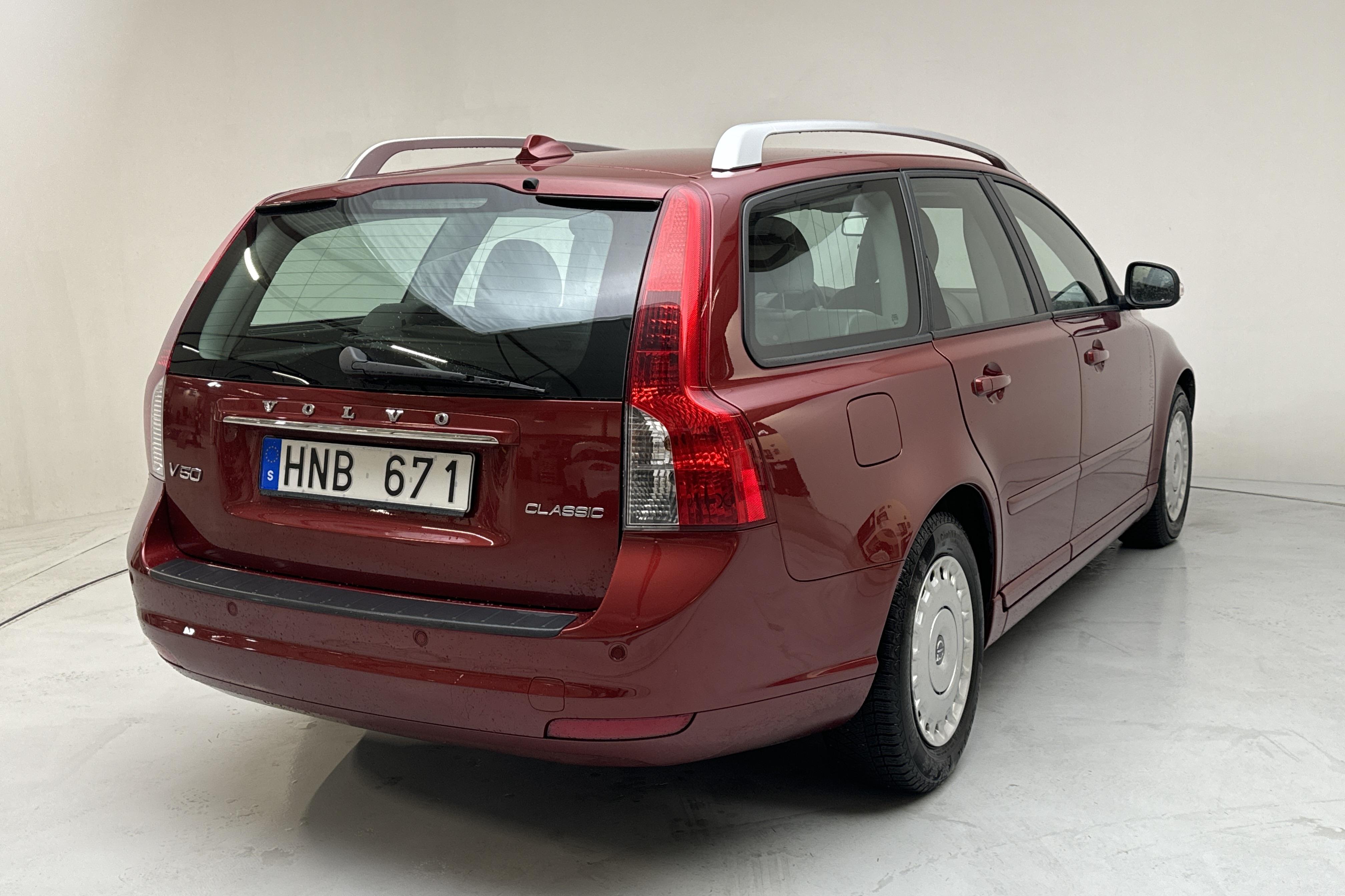 Volvo V50 1.6D DRIVe (115hk) - 13 446 mil - Manuell - röd - 2012