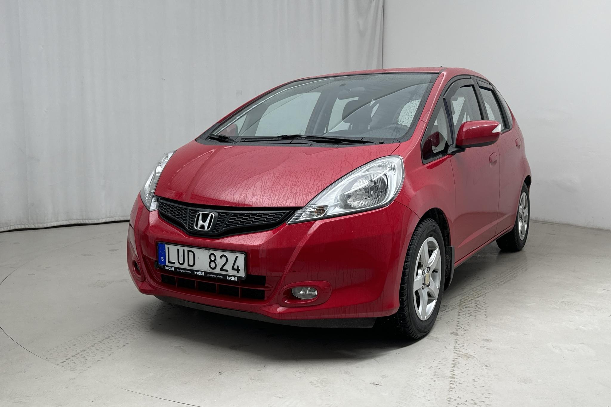 Honda Jazz 1.4 (100hk) - 91 390 km - Käsitsi - punane - 2012