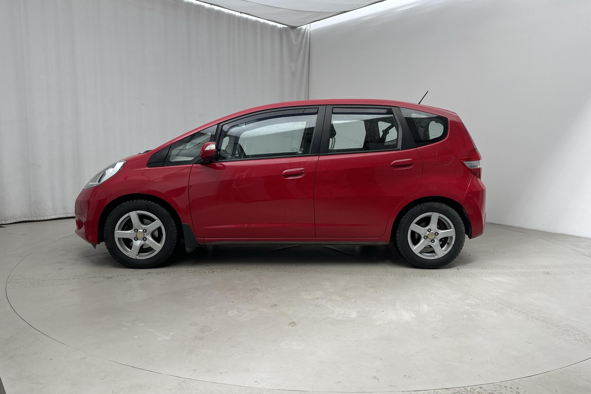 Honda Jazz 1.4 (100hk) - 91 390 km - Käsitsi - punane - 2012