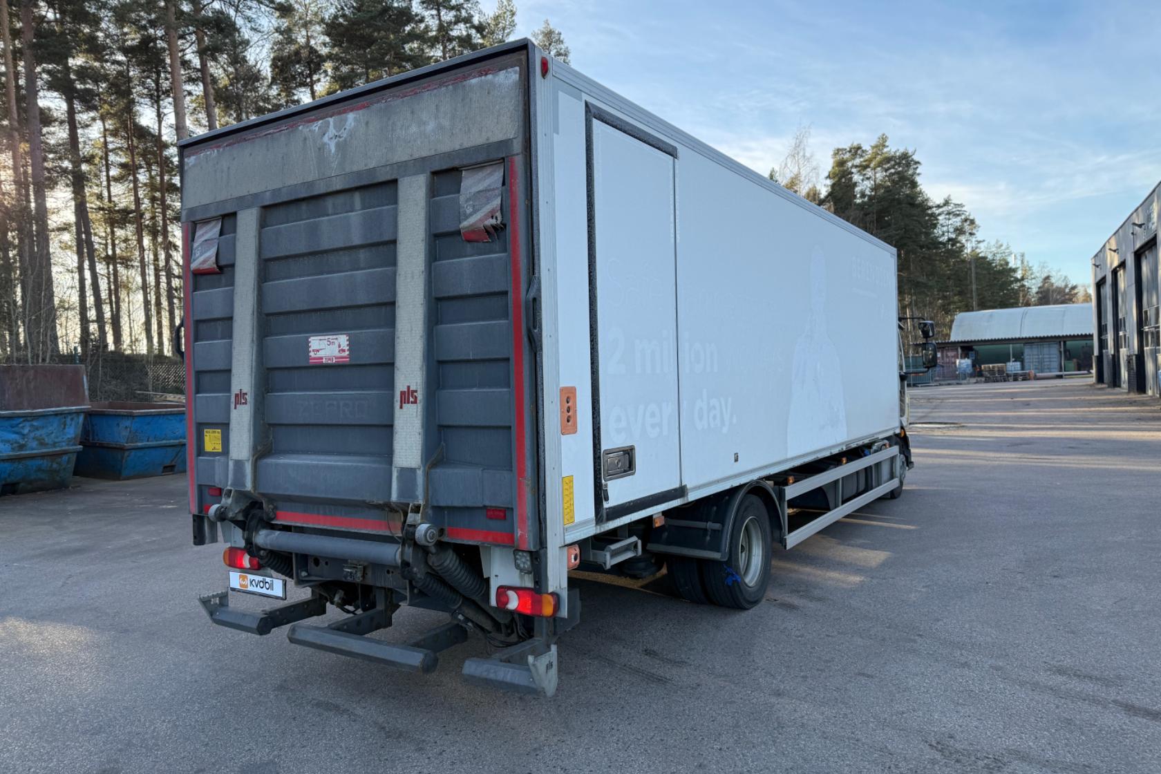 VOLVO FL250 - 286 808 km - Automaatne - valge - 2018