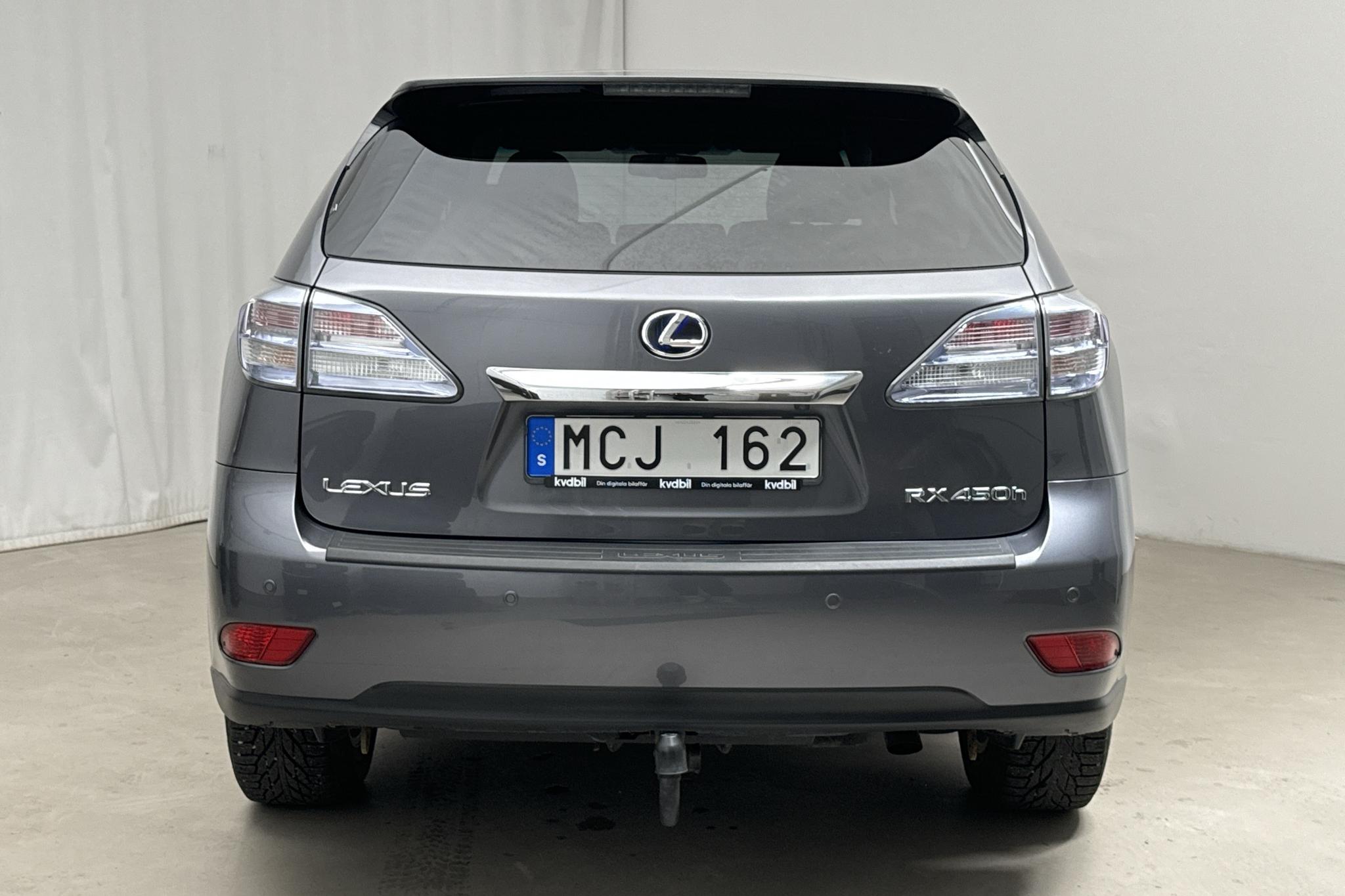 Lexus RX 450h AWD (249hk) - 15 351 mil - Automat - grå - 2011