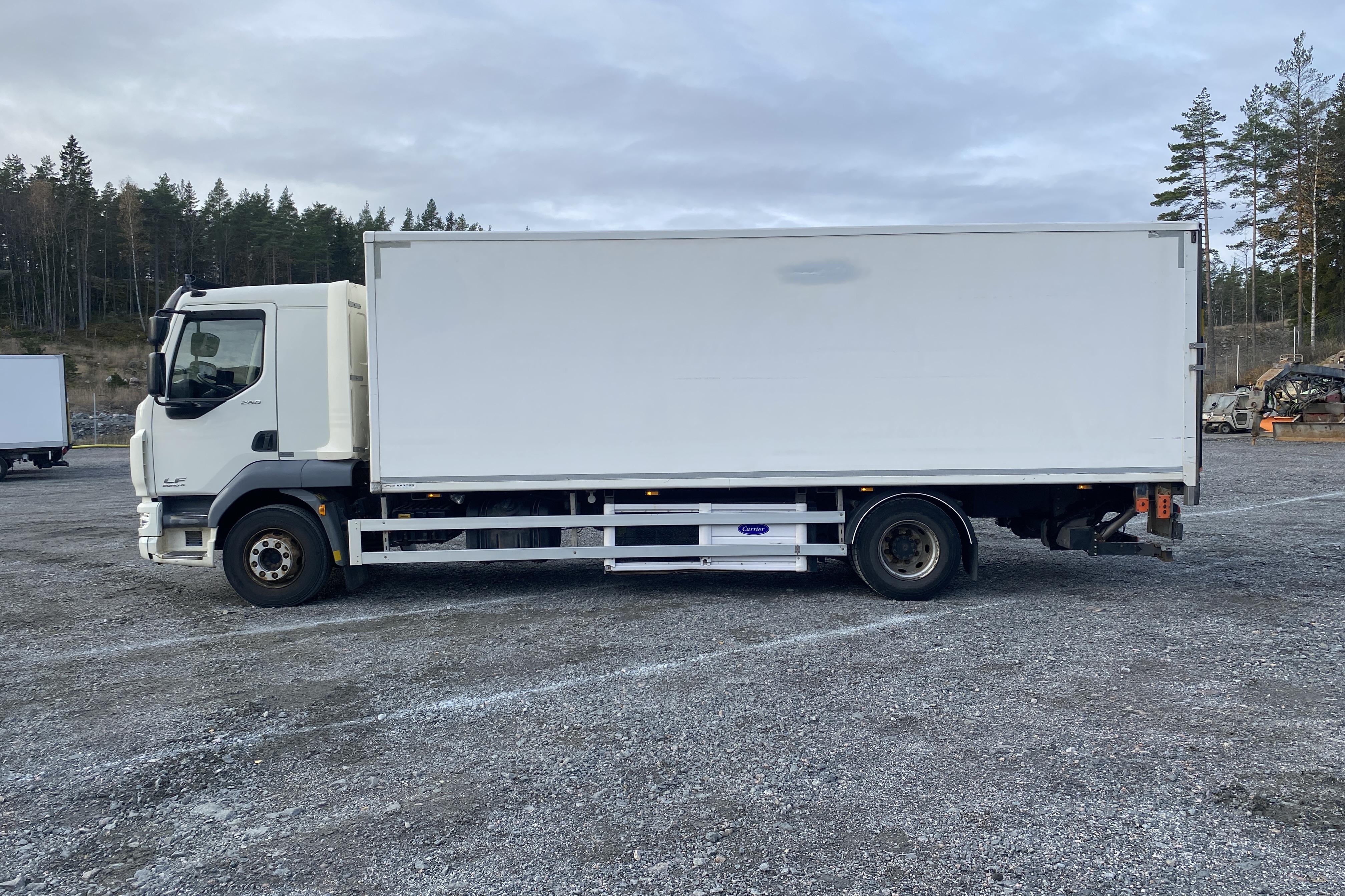 DAF LF (Euro6) Kylbil - 223 859 km - Automatic - white - 2015