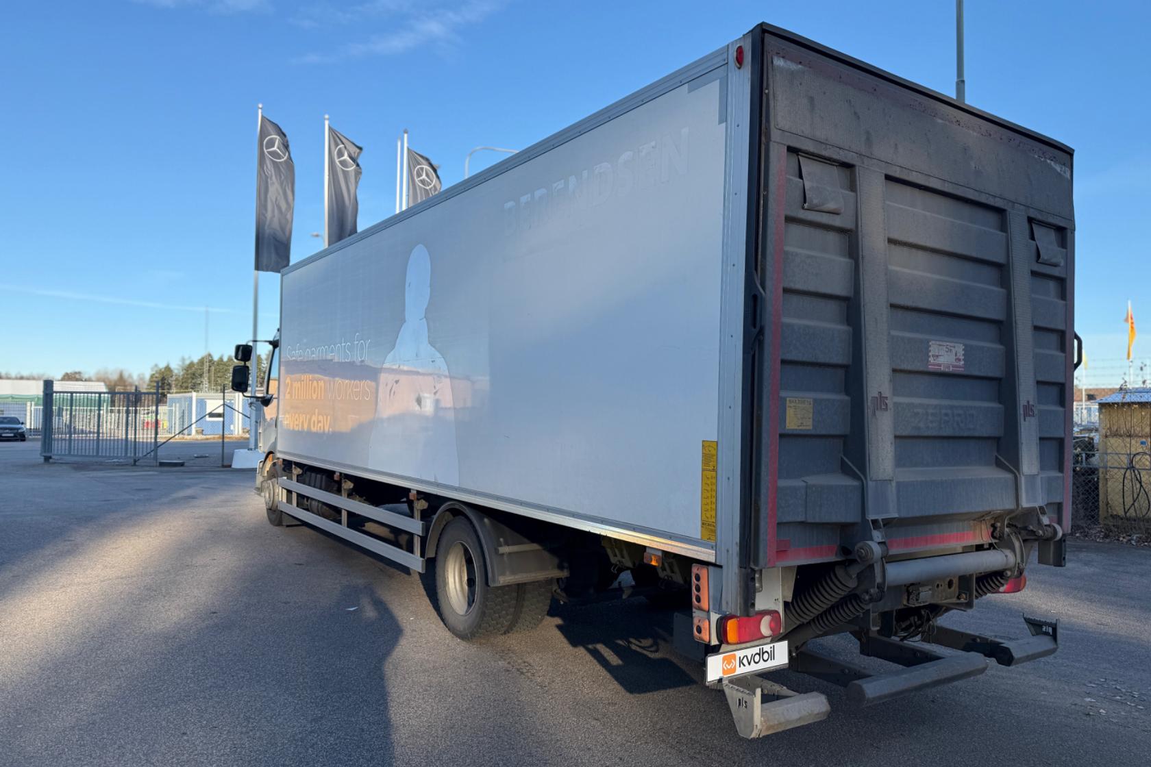 VOLVO FL250 - 420 523 km - Automatic - white - 2017