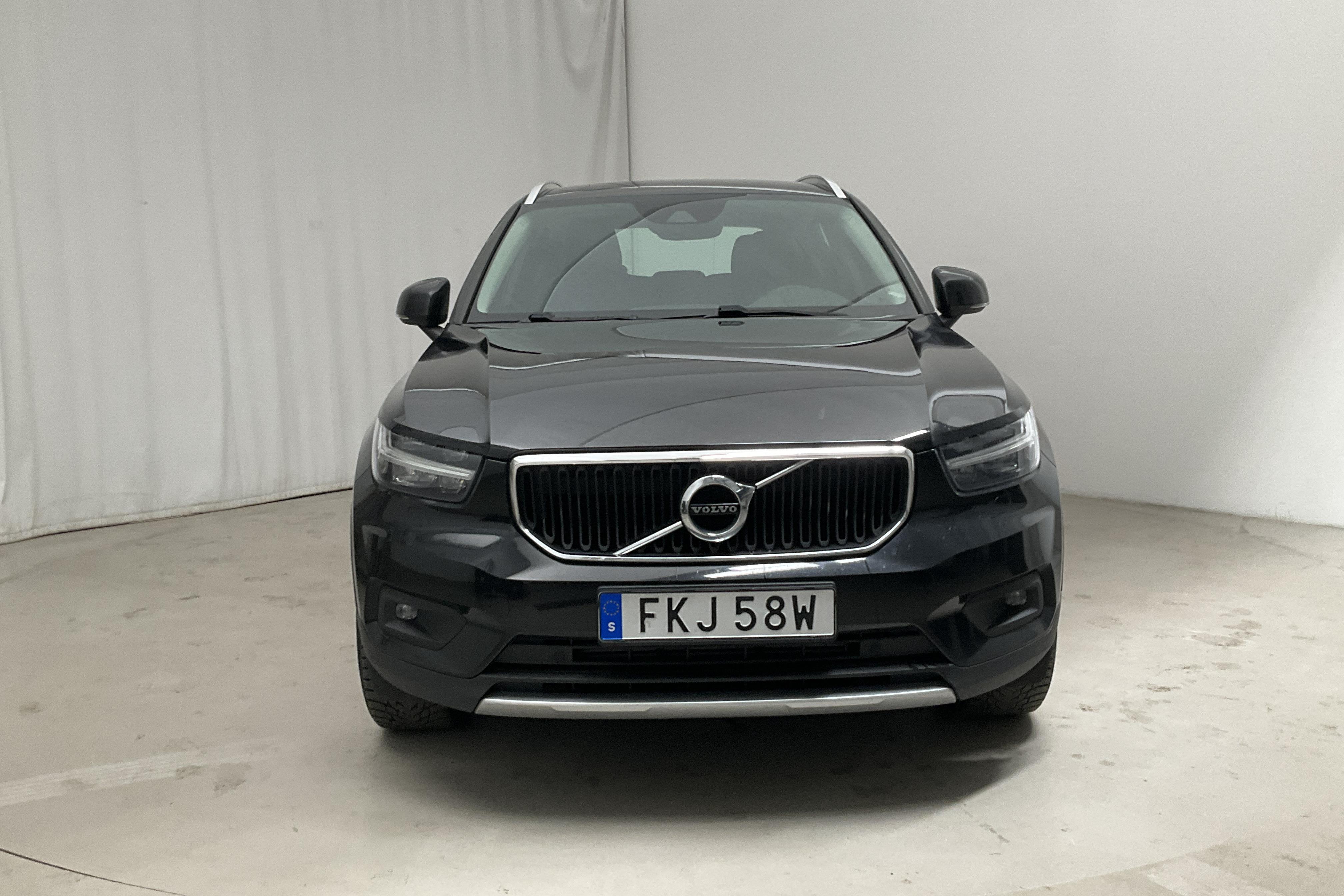 Volvo XC40 D3 2WD (150hk) - 13 468 mil - Automat - svart - 2020