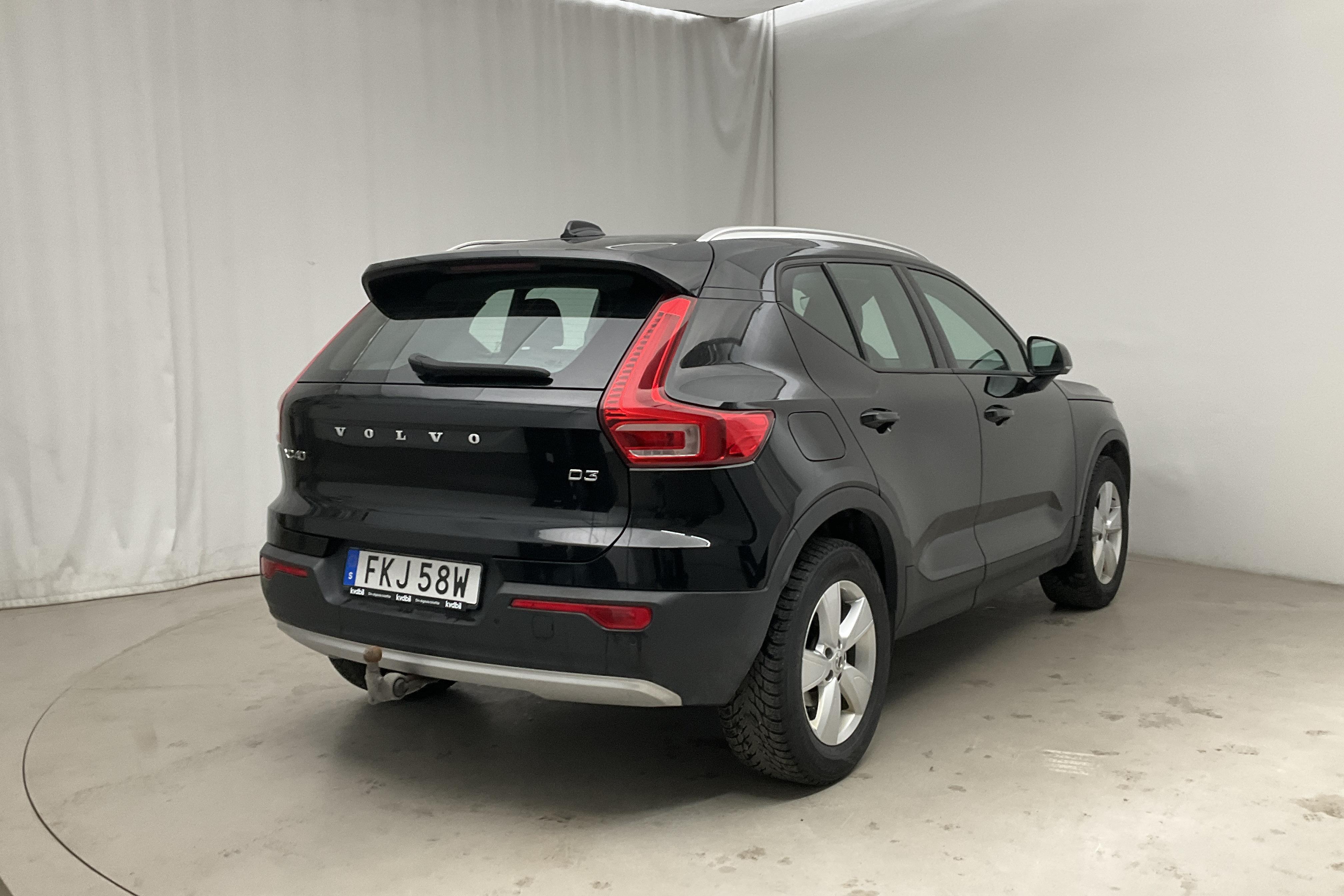 Volvo XC40 D3 2WD (150hk) - 13 468 mil - Automat - svart - 2020