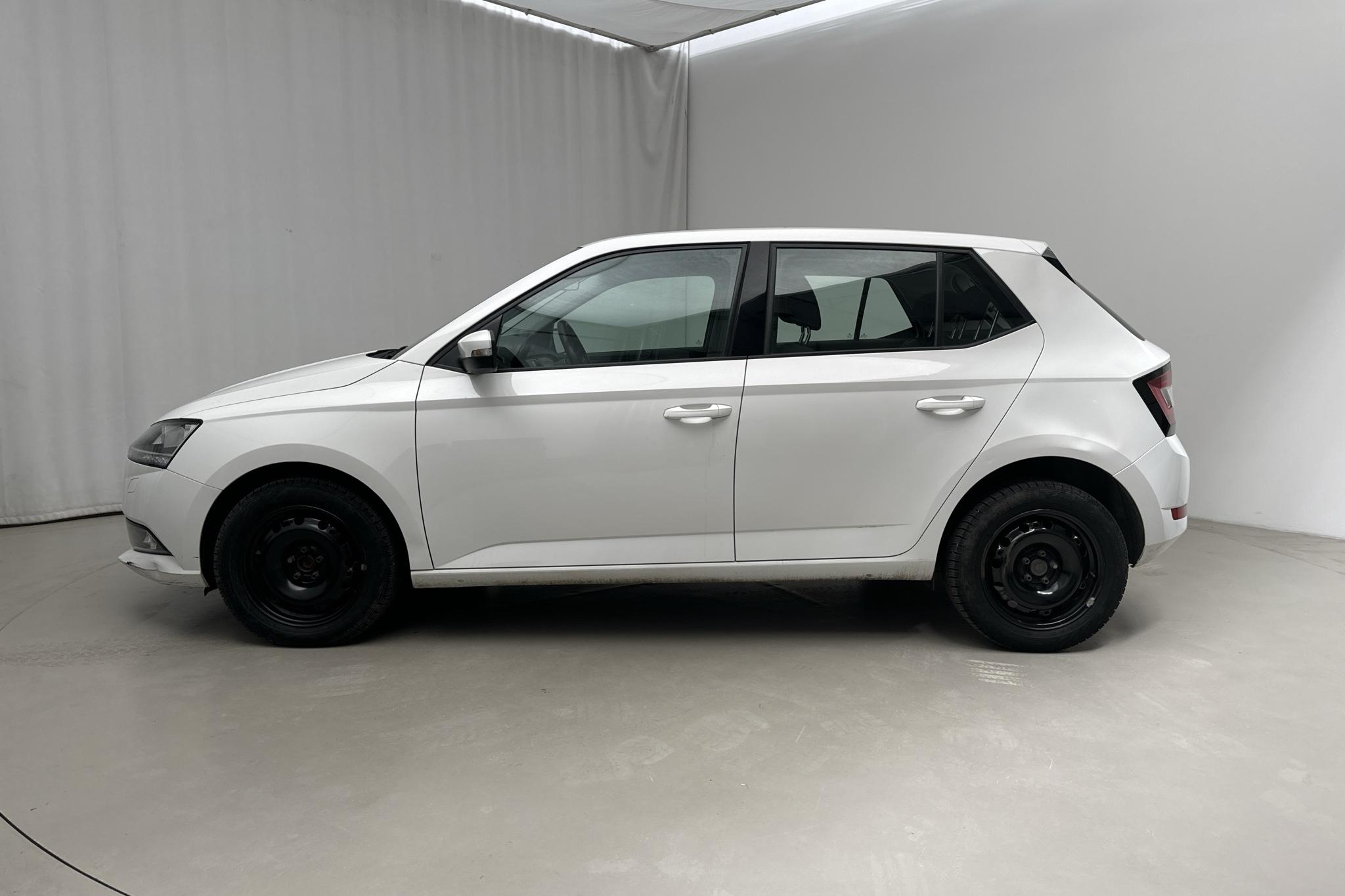 Skoda Fabia 1.0 TSI 5dr (95hk) - 9 643 mil - Automat - vit - 2021