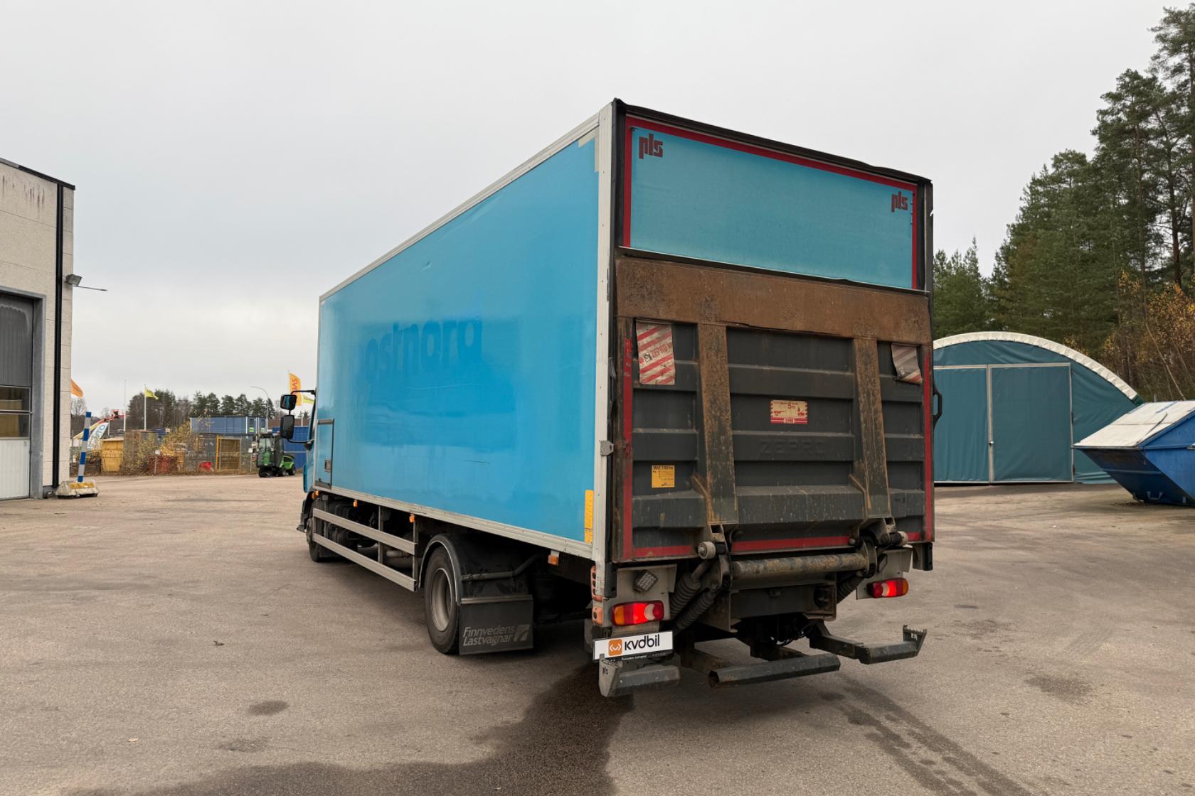 VOLVO FL240 - 427 977 km - Automat - Light Blue - 2014