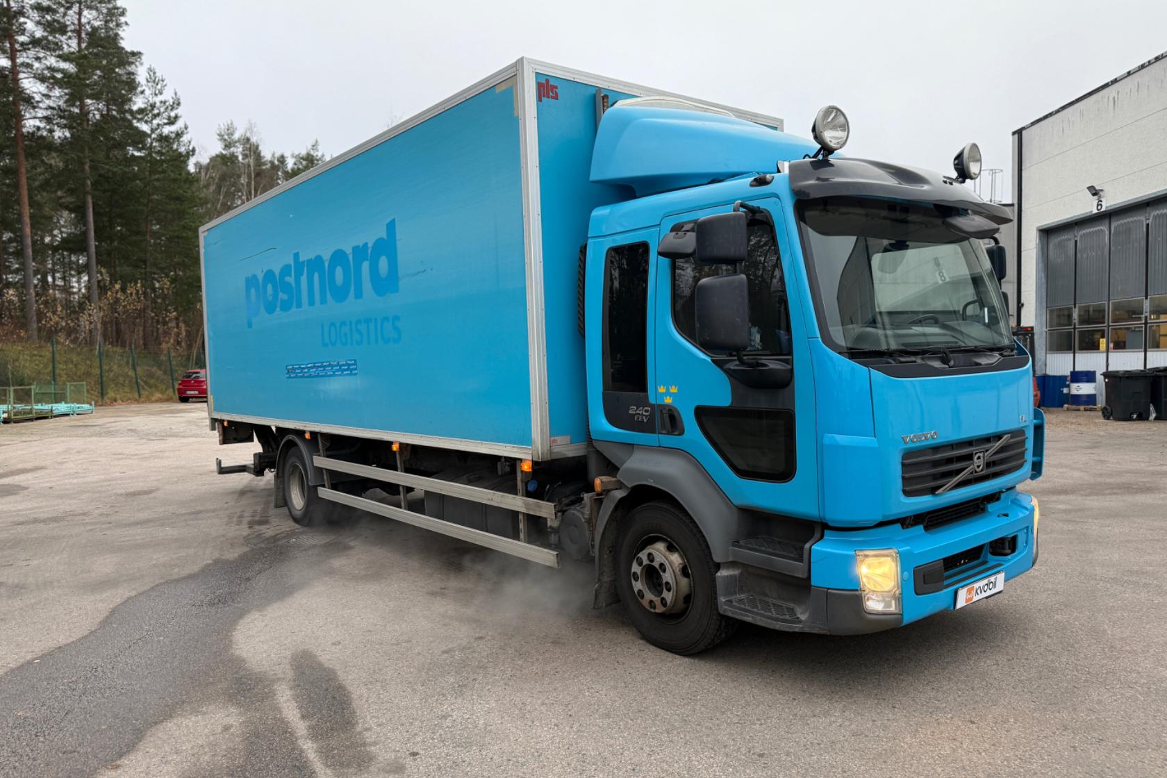 VOLVO FL240 - 427 977 km - Automat - Light Blue - 2014