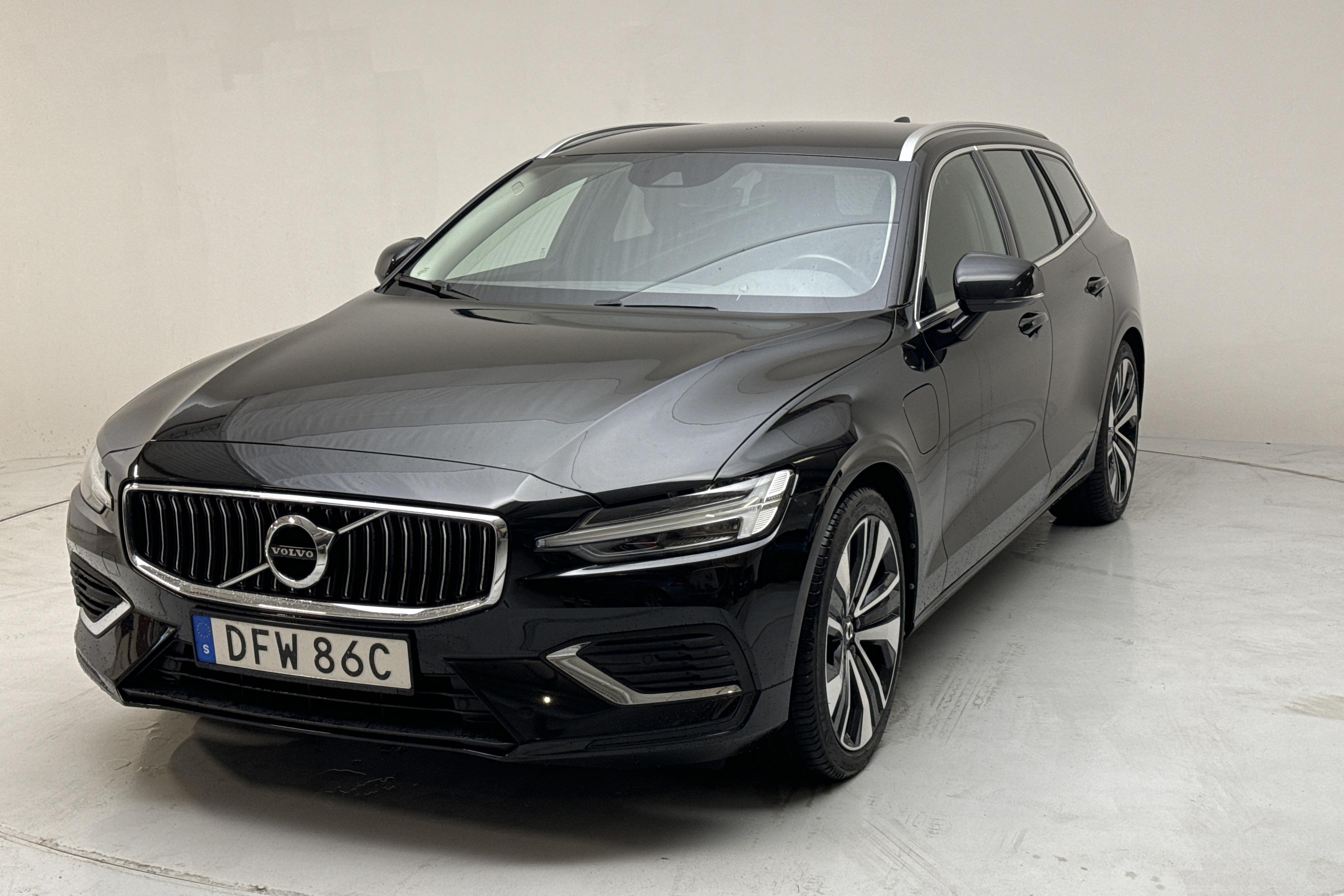 Volvo V60 T6 AWD Twin Engine (340hk) - 93 740 km - Automatyczna - czarny - 2021