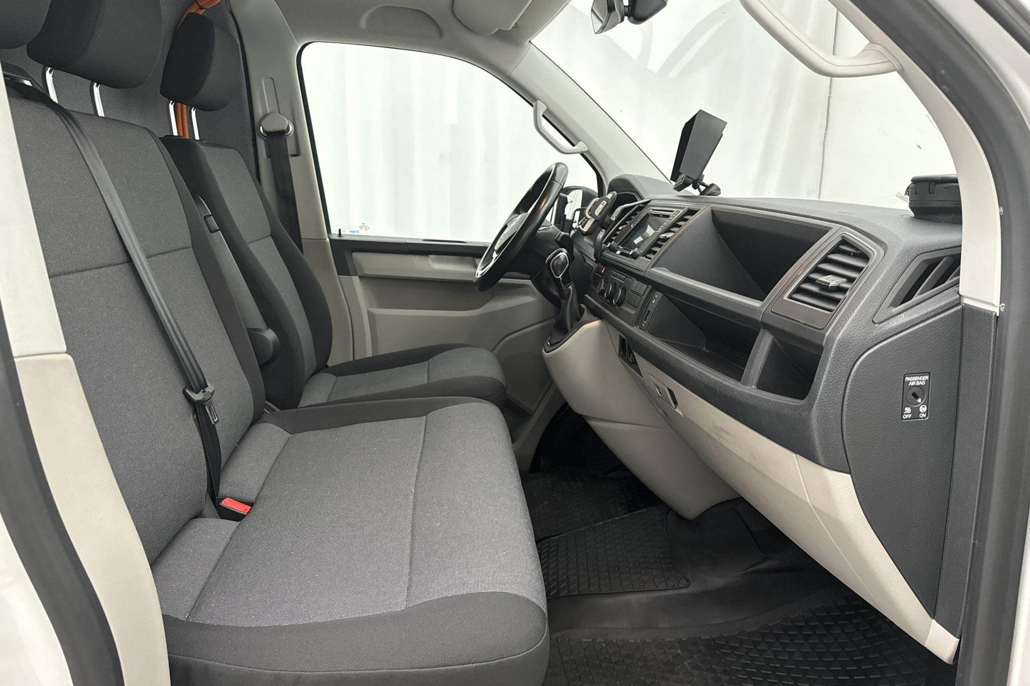 VW Transporter T6 2.0 TDI BMT Skåp 4MOTION (150hk) - 98 980 km - Automatic - white - 2019