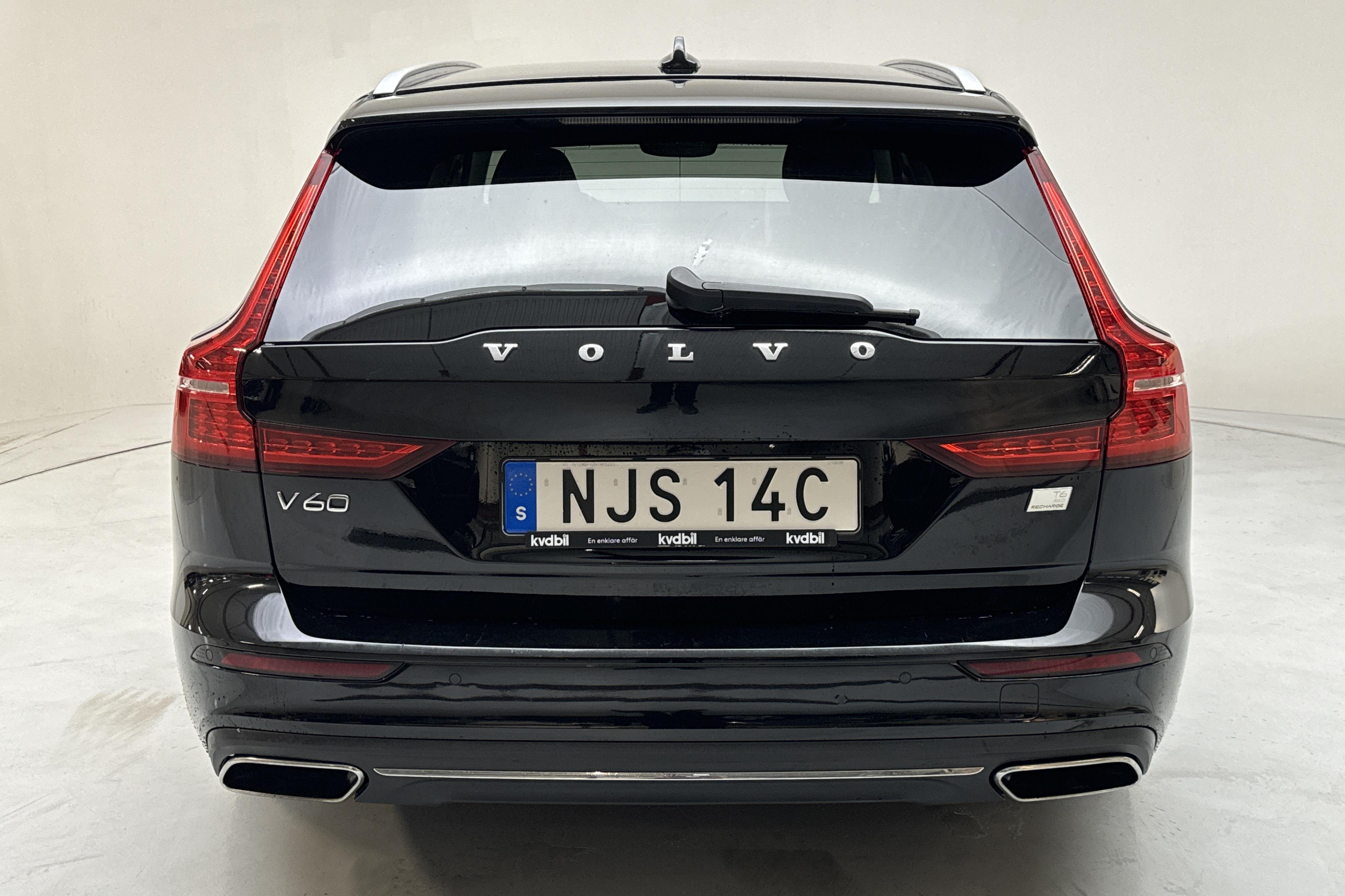 Volvo V60 T6 AWD Twin Engine (340hk) - 84 400 km - Automatic - black - 2022