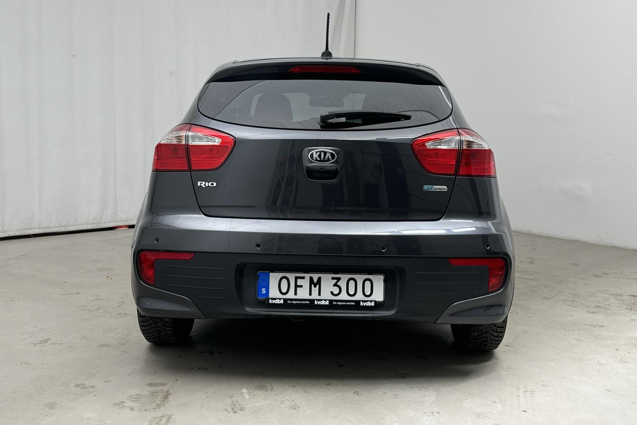 KIA Rio 1.2 (85hk) - 4 829 mil - Manuell - grå - 2016