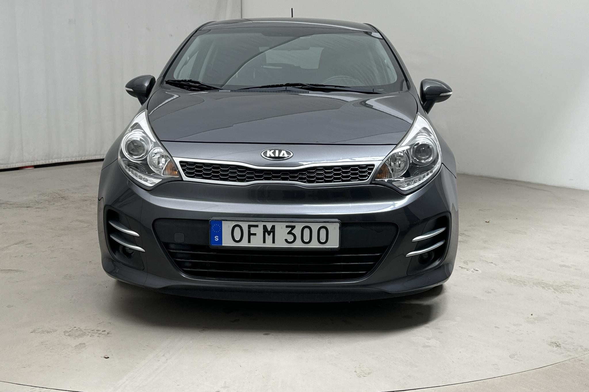 KIA Rio 1.2 (85hk) - 4 829 mil - Manuell - grå - 2016