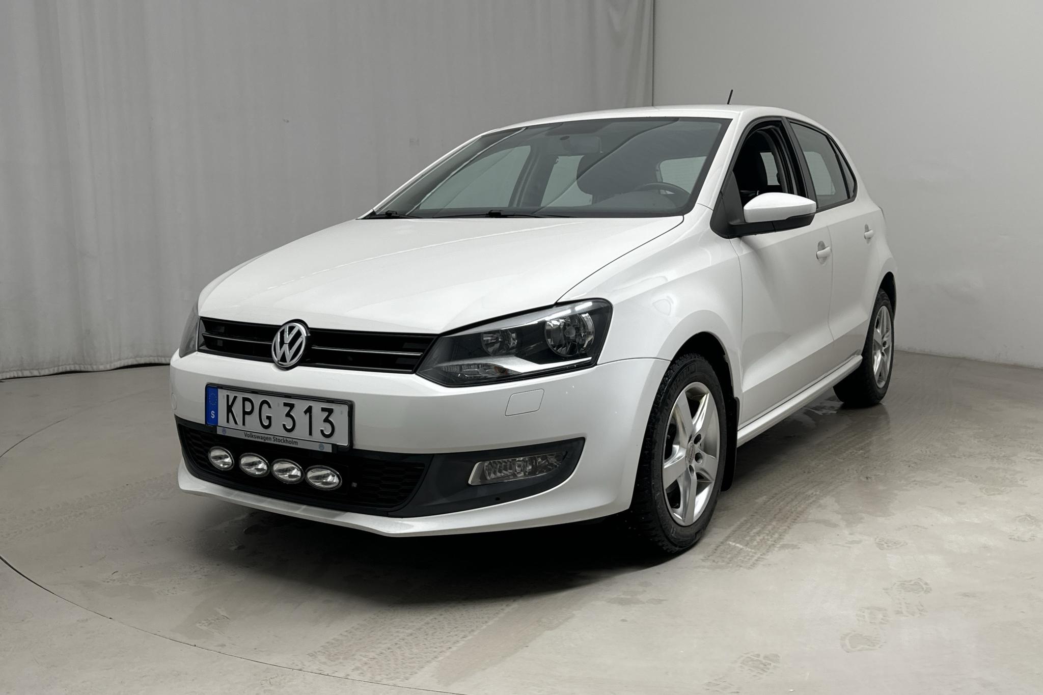 VW Polo 1.2 TSI 5dr (90hk) - 8 897 mil - Manuell - vit - 2013