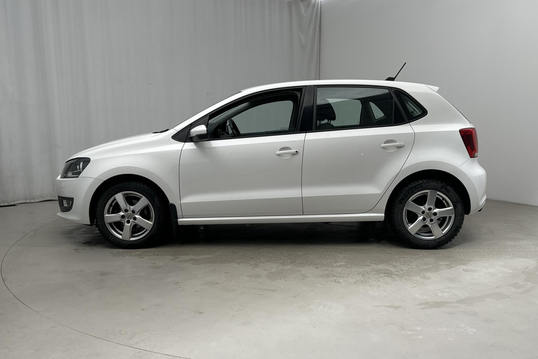 VW Polo 1.2 TSI 5dr (90hk) - 8 897 mil - Manuell - vit - 2013