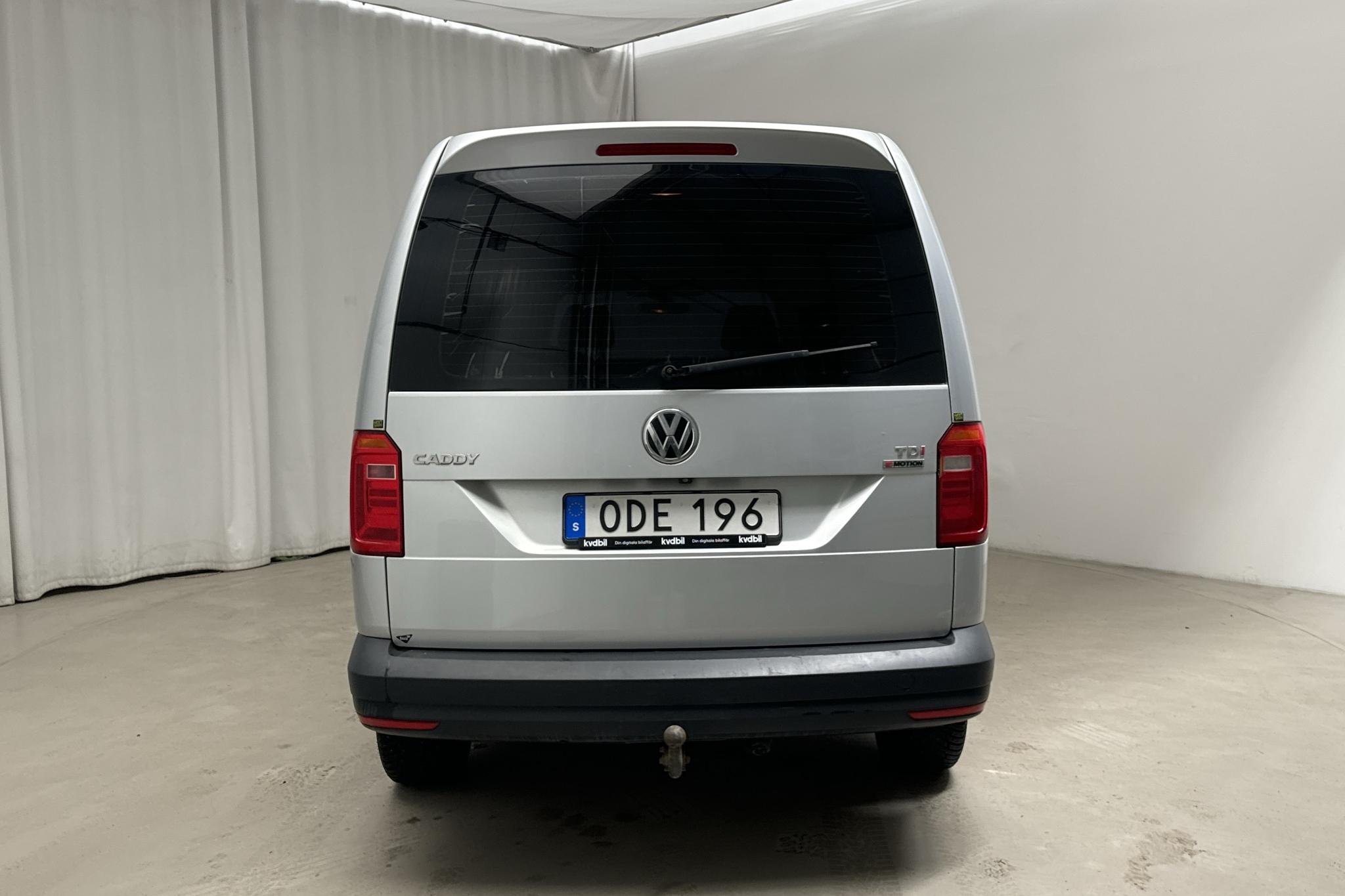 VW Caddy 2.0 TDI Maxi Skåp 4MOTION (140hk) - 188 040 km - Automatyczna - srebro - 2016