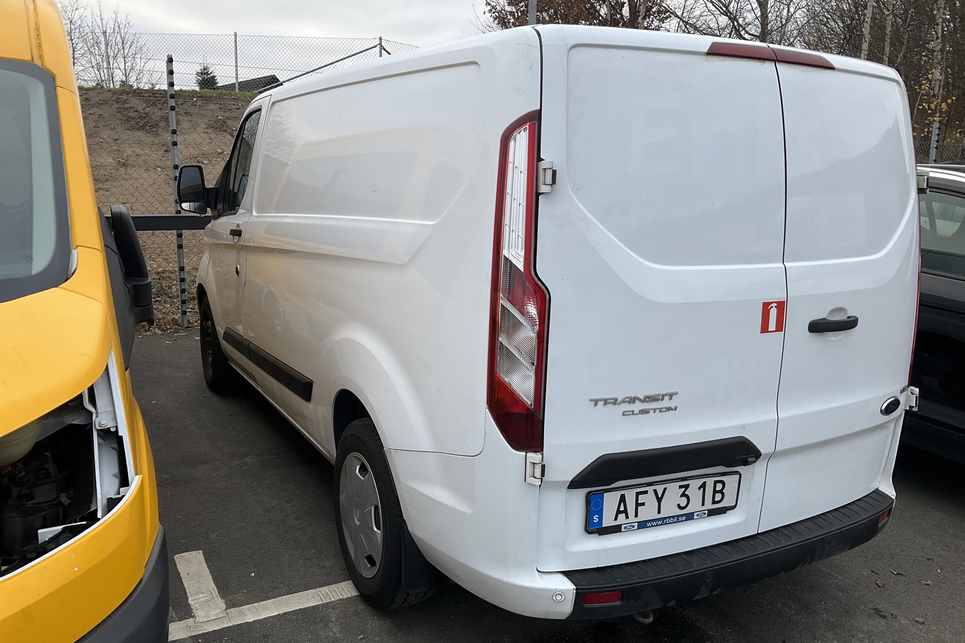 Ford Transit Custom 340 PHEV (120hk) - 12 667 mil - Automat - vit - 2020