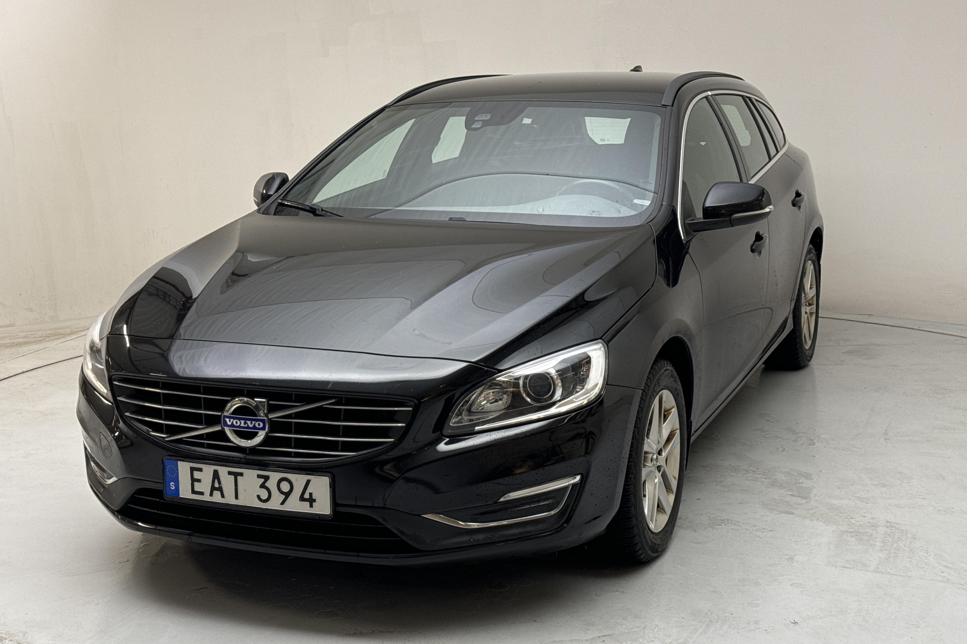 Volvo V60 D3 (150hk) - 135 030 km - Automatyczna - czarny - 2018