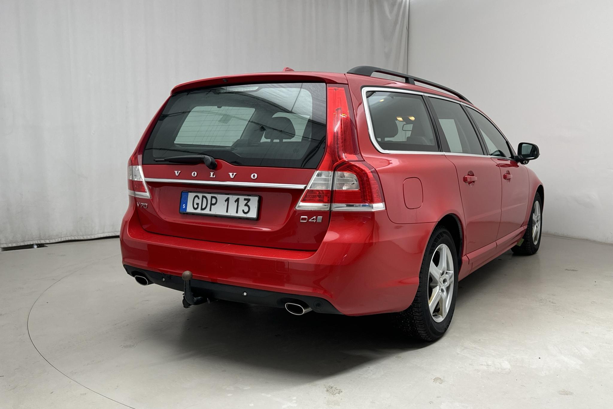 Volvo V70 II D4 (181hk) - 18 433 mil - Manuell - röd - 2016