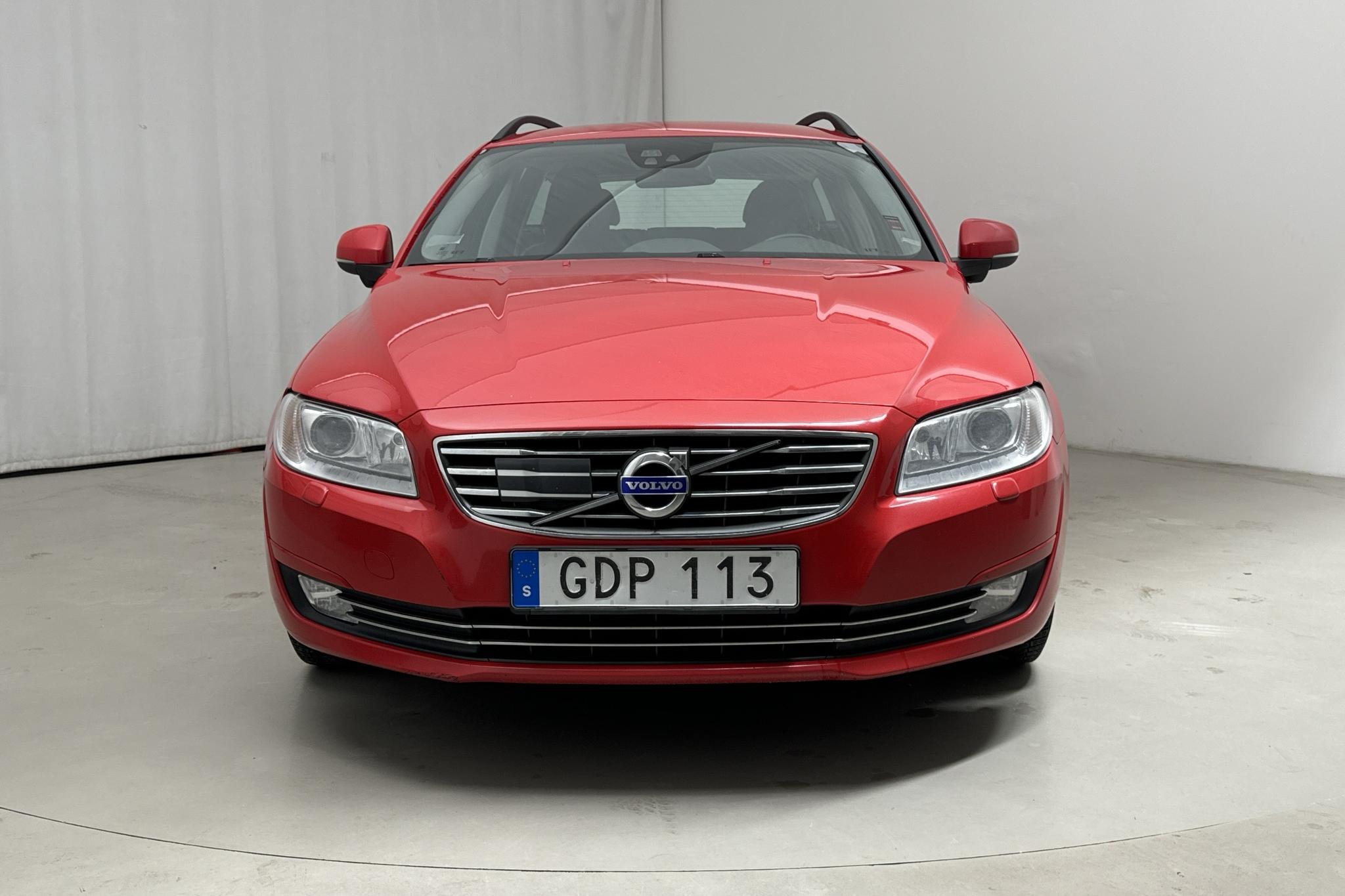 Volvo V70 II D4 (181hk) - 18 433 mil - Manuell - röd - 2016