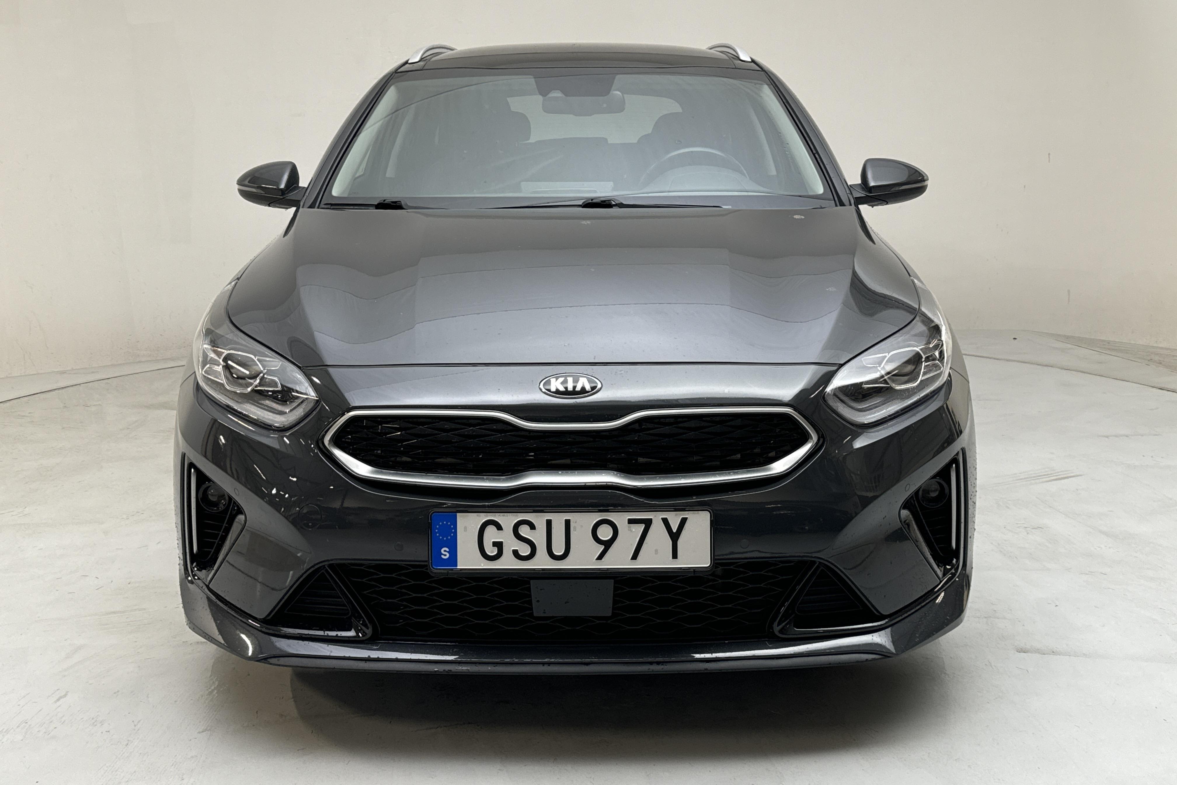 KIA Ceed 1.6 Plug-in Hybrid SW (141hk) - 70 160 km - Automatic - gray - 2021