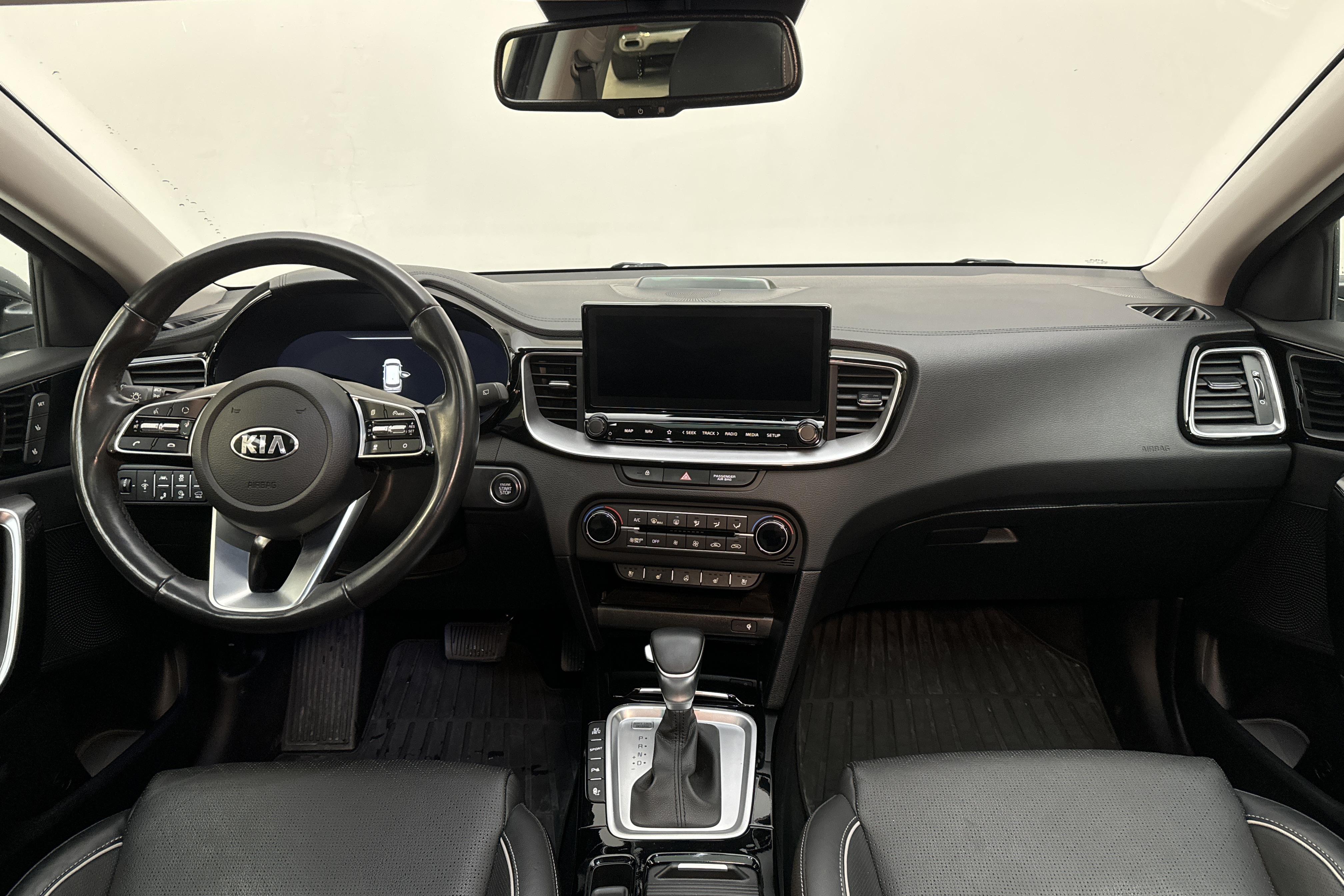 KIA Ceed 1.6 Plug-in Hybrid SW (141hk) - 70 160 km - Automatic - gray - 2021