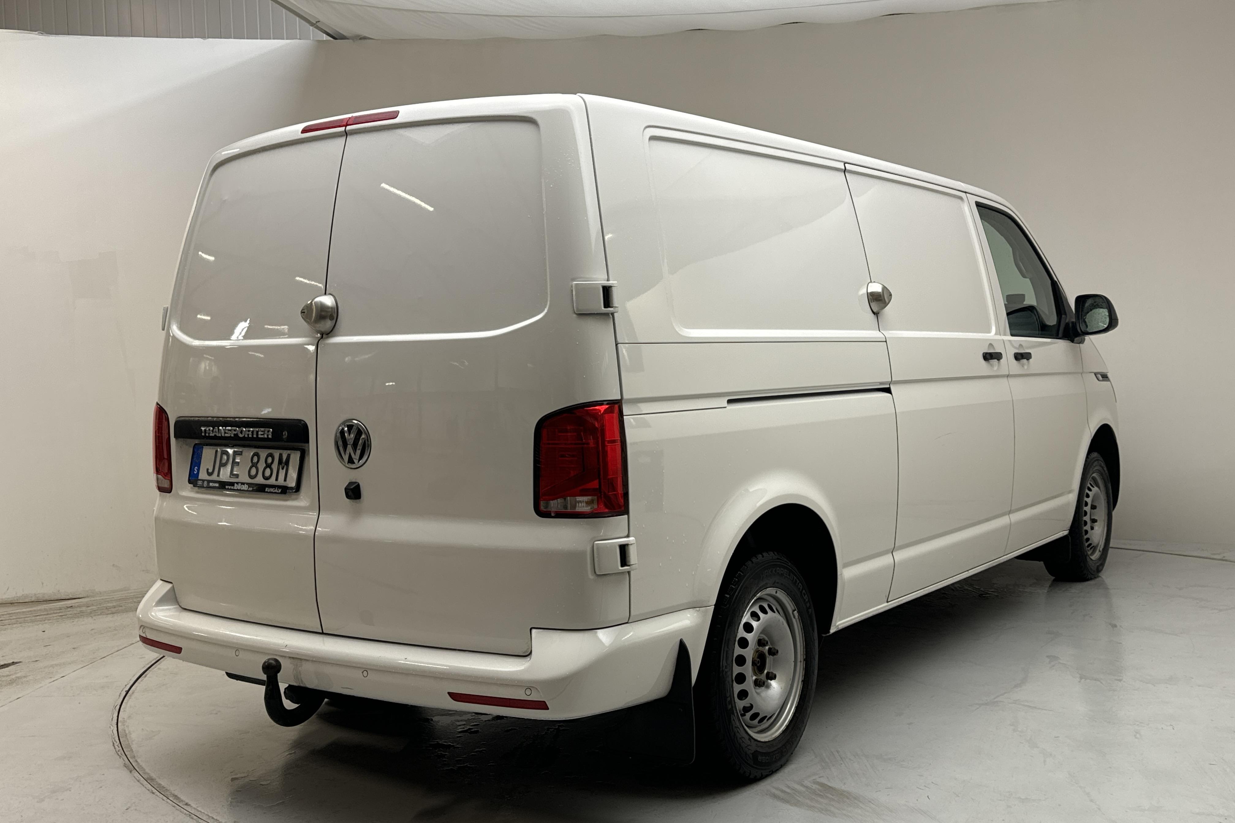 VW Transporter T6.1 Skåp TDI (110hk) - 9 170 mil - Manuell - vit - 2020