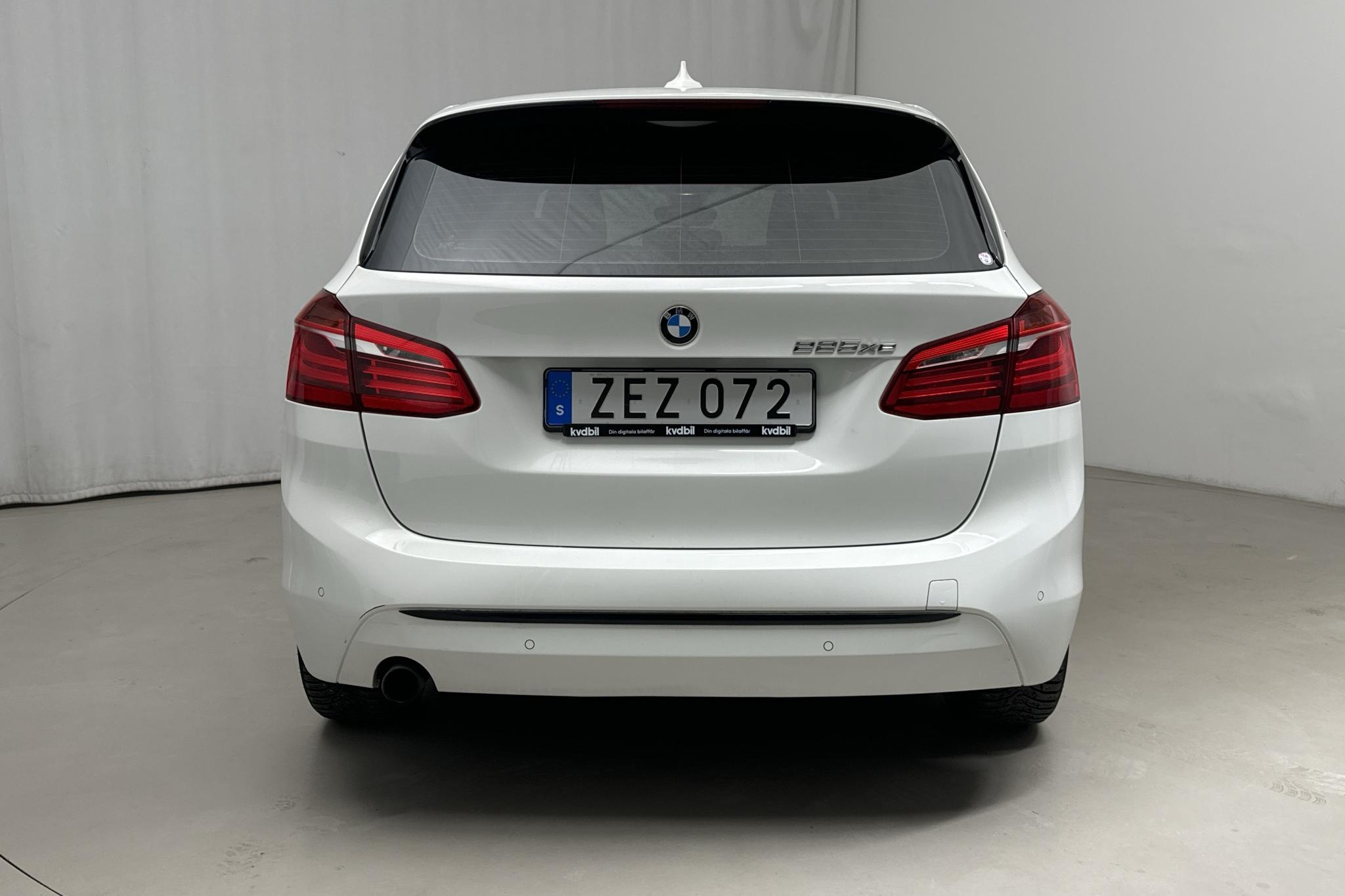 BMW 225xe Active Tourer, F45 (224hk) - 17 243 mil - Automat - vit - 2018