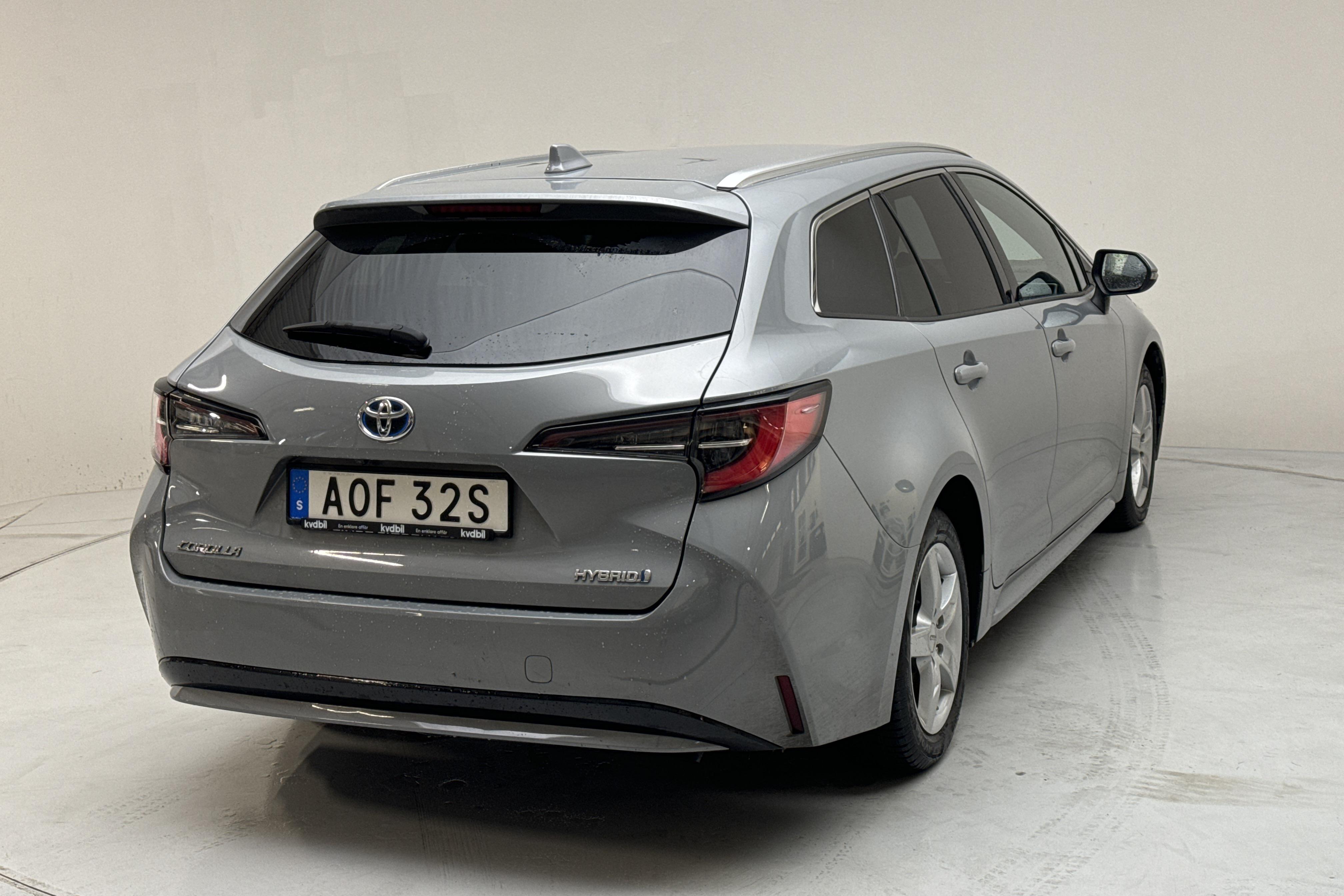 Toyota Corolla 1.8 Hybrid Touring Sports (122hk) - 91 350 km - Automatyczna - szary - 2022