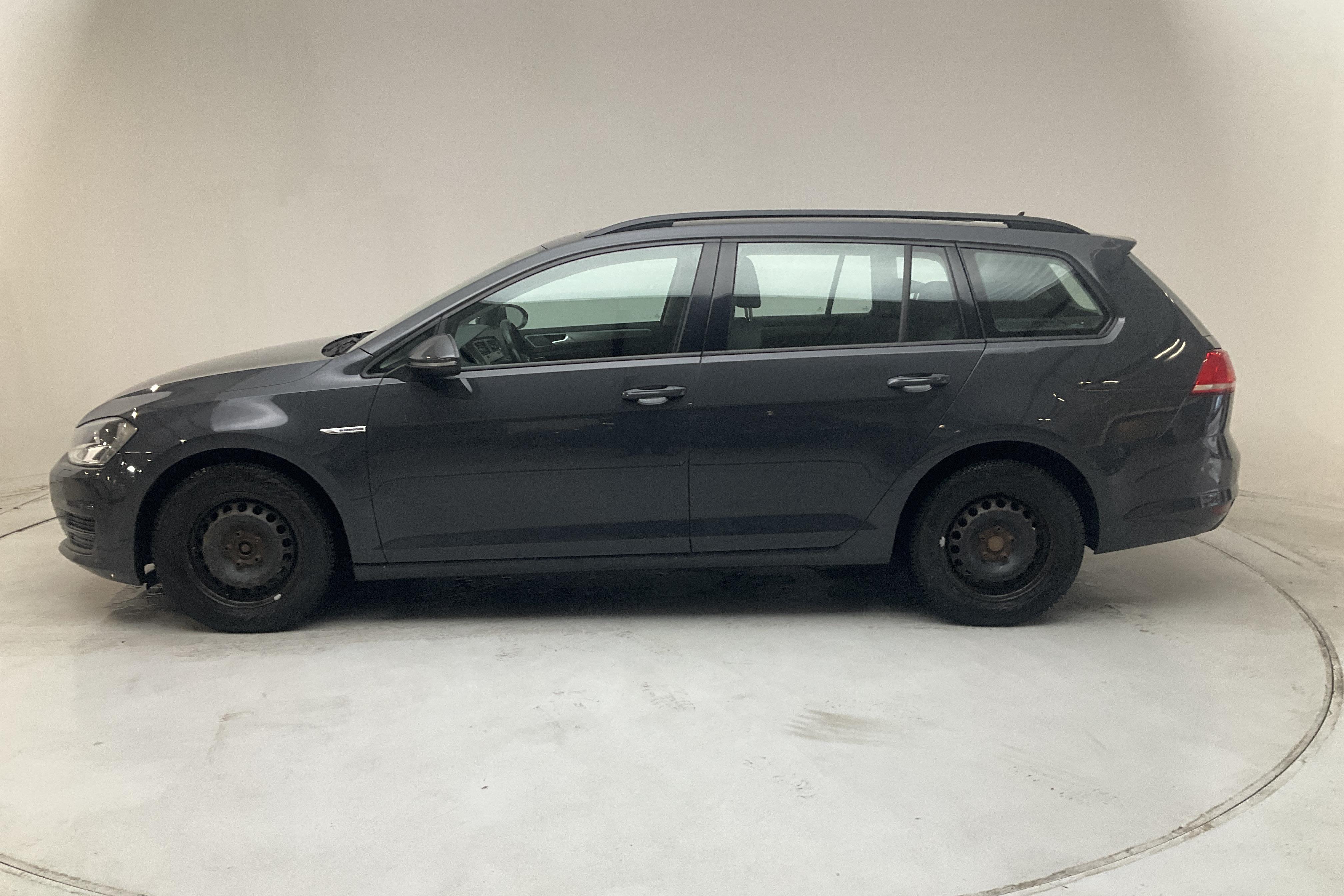 VW Golf VII 1.4 TGI BlueMotion Sportscombi (110hk) - 170 750 km - Manual - Dark Grey - 2015