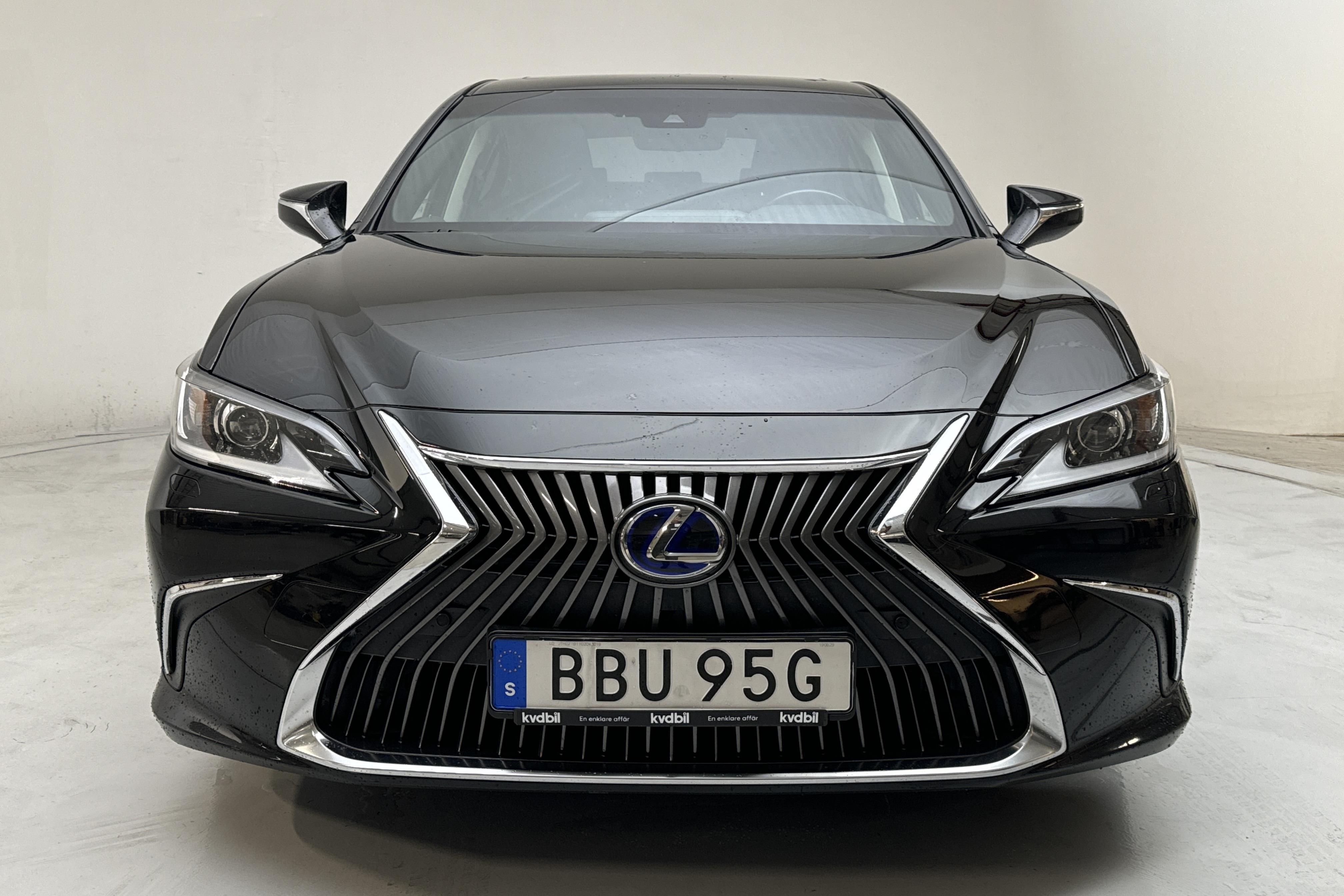 Lexus ES 300h (218hk) - 97 180 km - Automatic - black - 2019