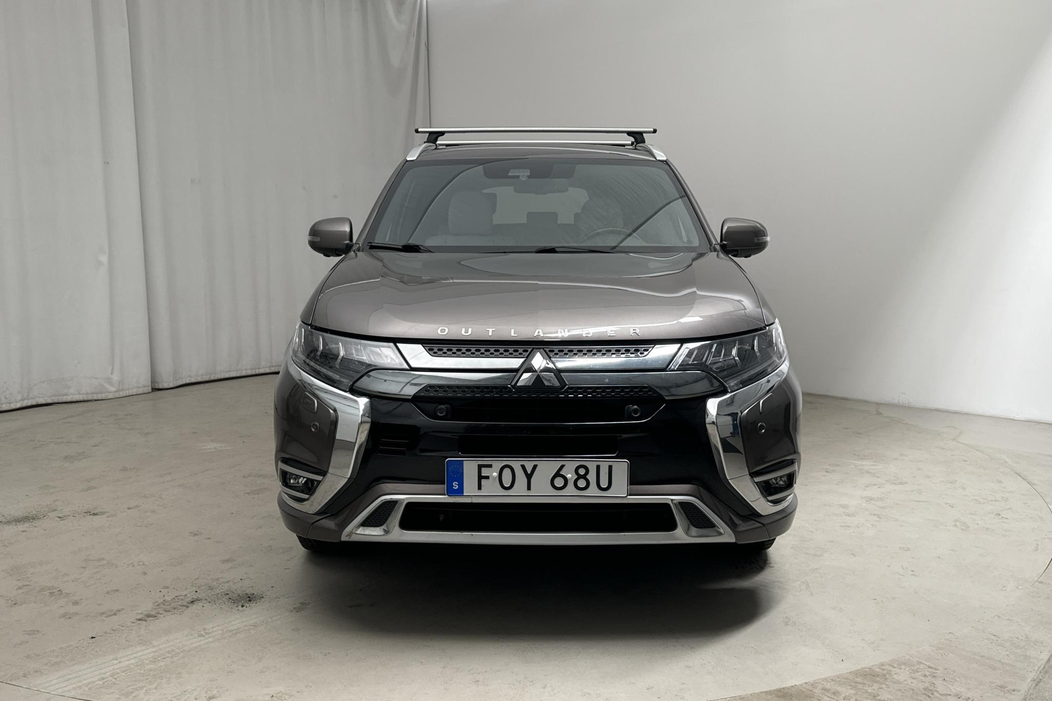 Mitsubishi Outlander 2.4 Plug-in Hybrid 4WD (136hk) - 63 730 km - Automaattinen - ruskea - 2020