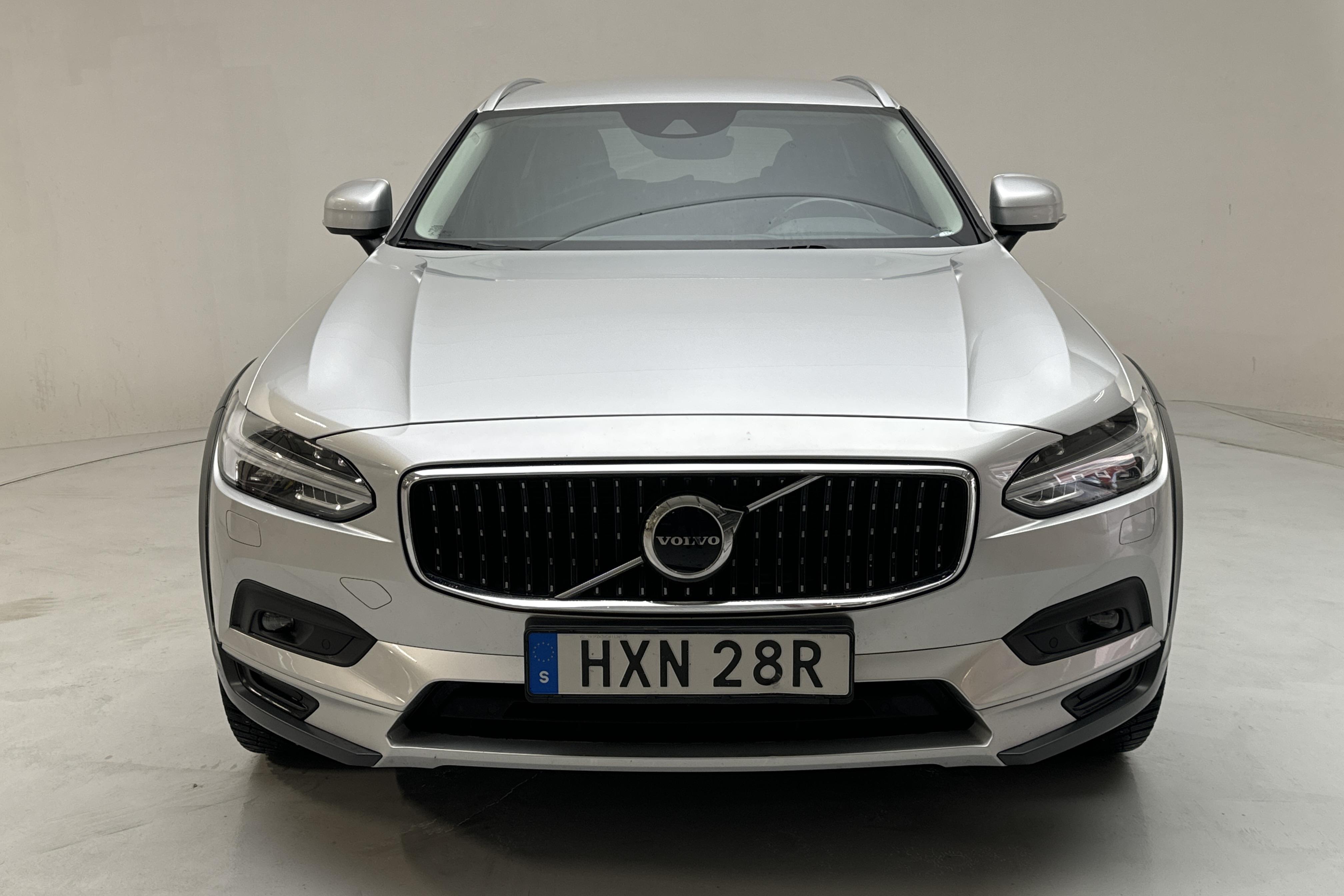 Volvo V90 B4 Cross Country AWD Mildhybrid, Diesel (197hk) - 14 451 mil - Automat - silver - 2021