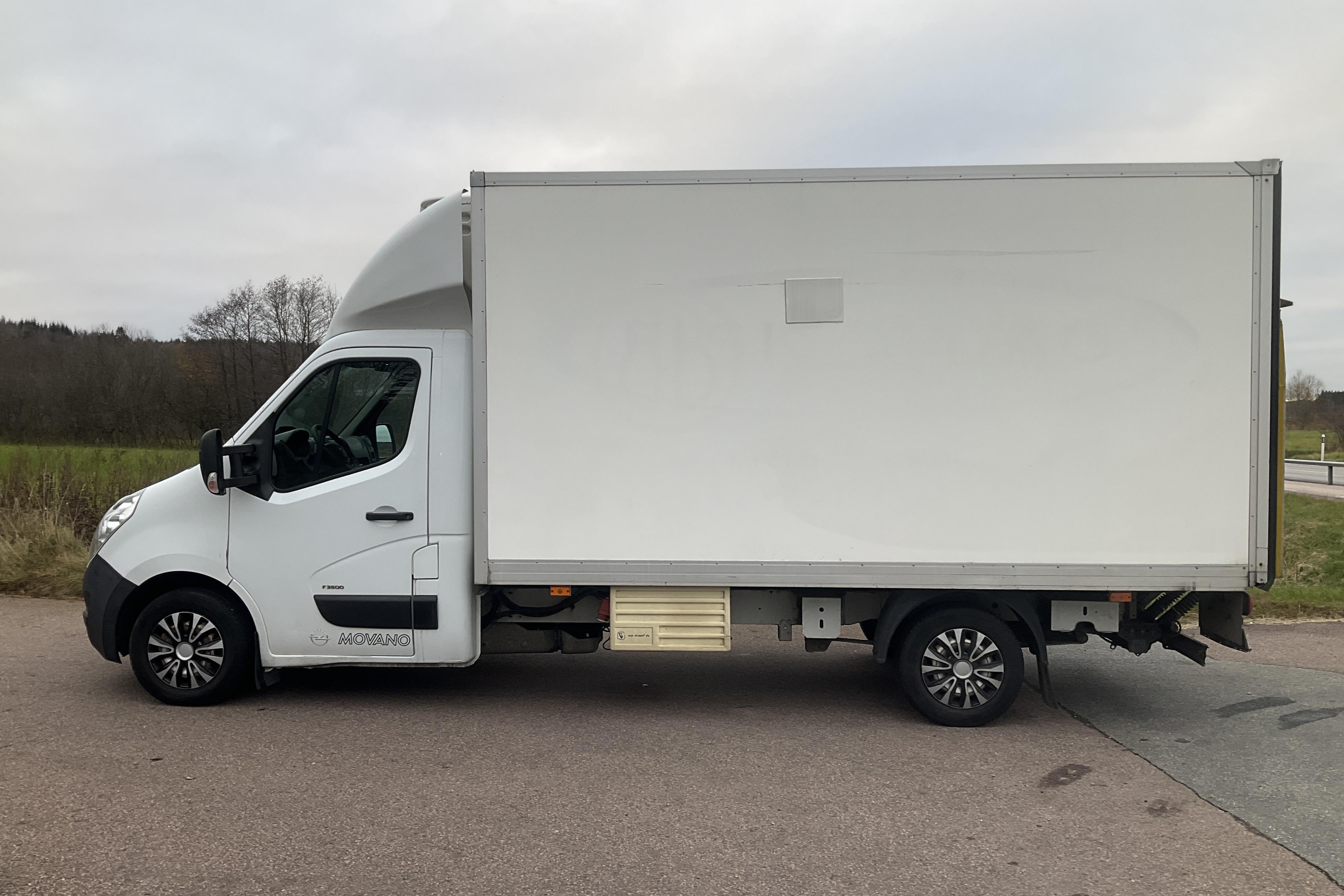 Opel Movano 2.3 CDTI 2WD Volymskåp (170hk) - 214 240 km - Automaattinen - valkoinen - 2017