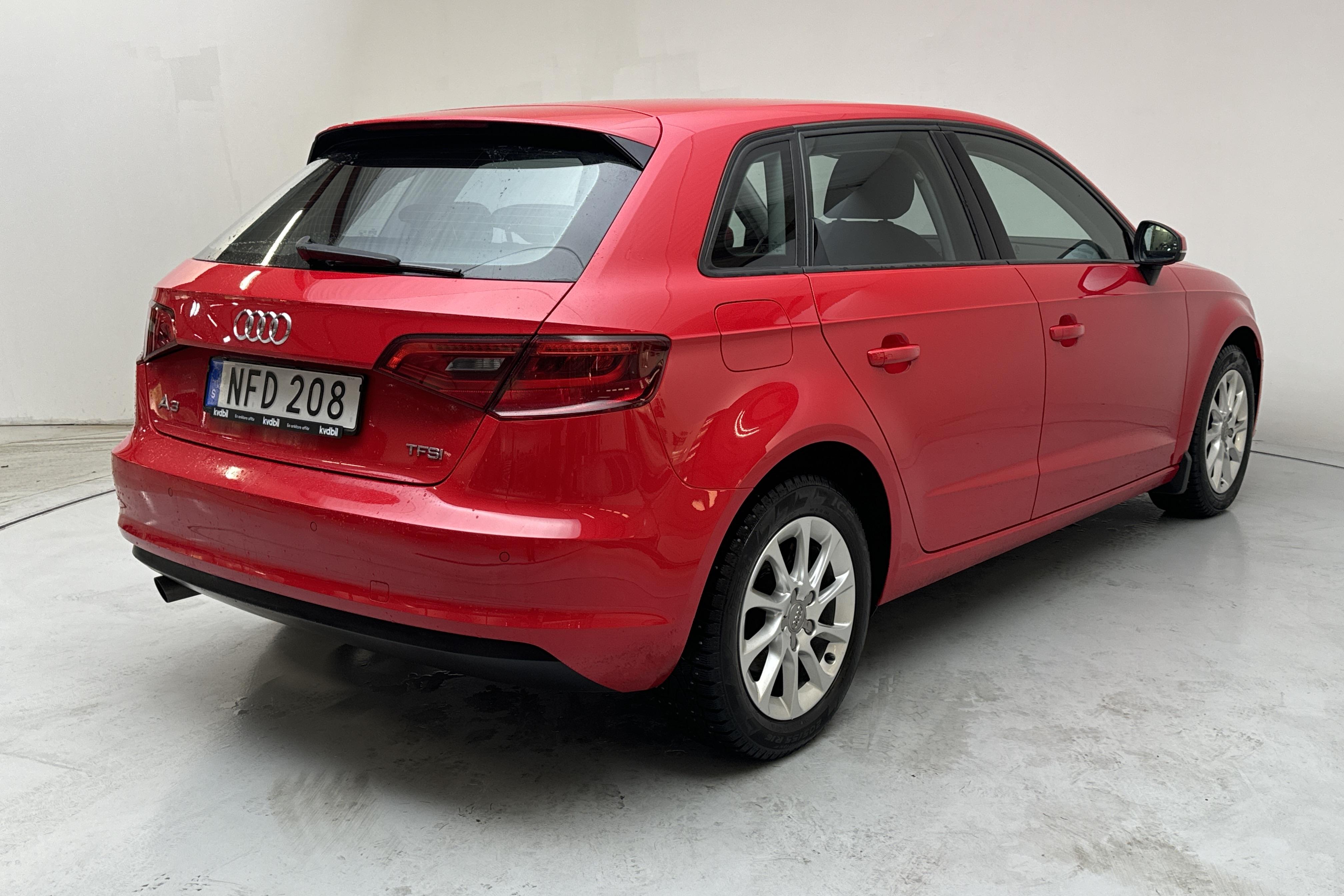 Audi A3 1.2 TFSI Sportback (110hk) - 91 730 km - Käsitsi - punane - 2016