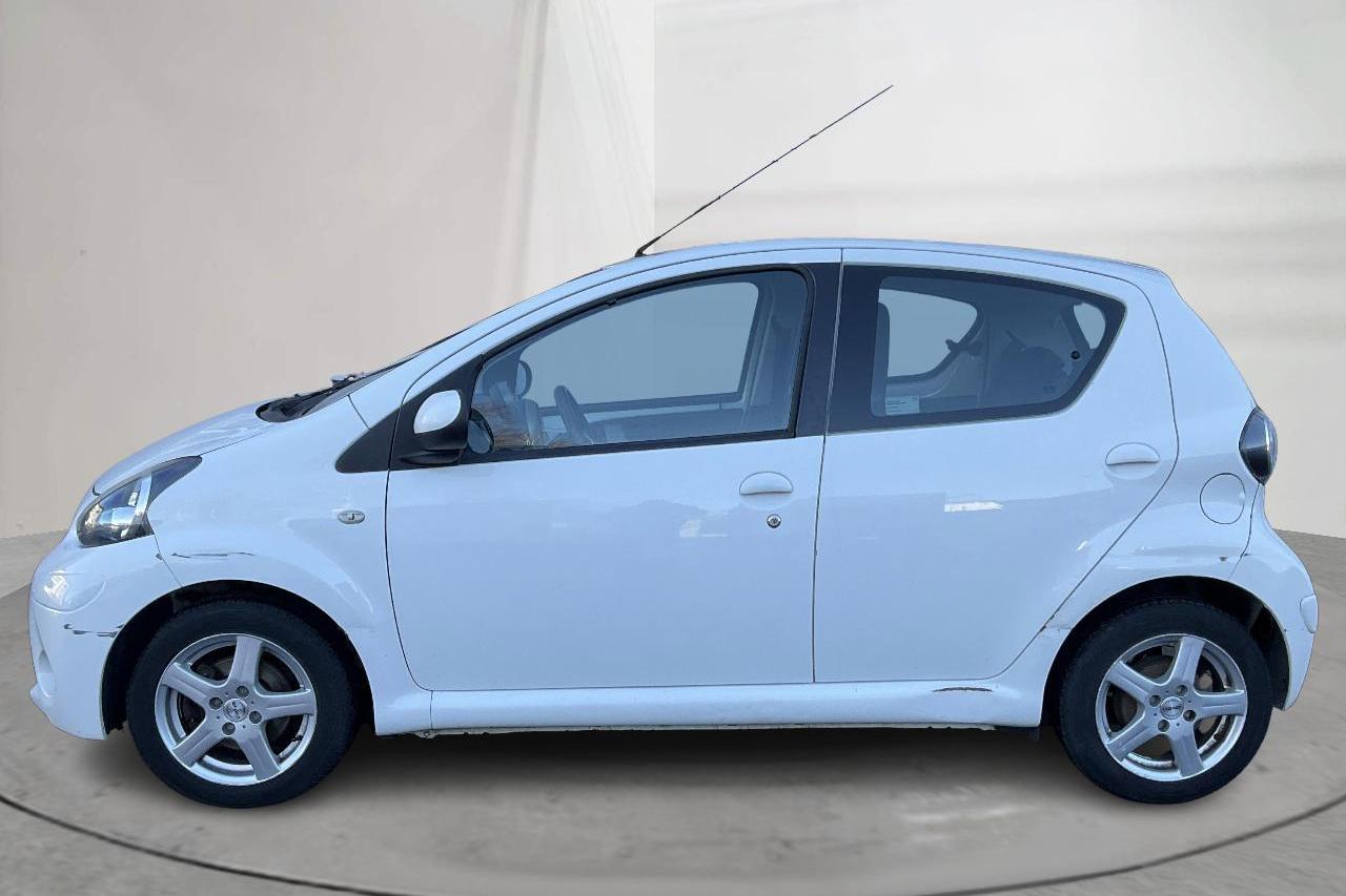 Toyota Aygo 1.0 VVT-i 5dr (68hk) - 119 210 km - Manual - white - 2014