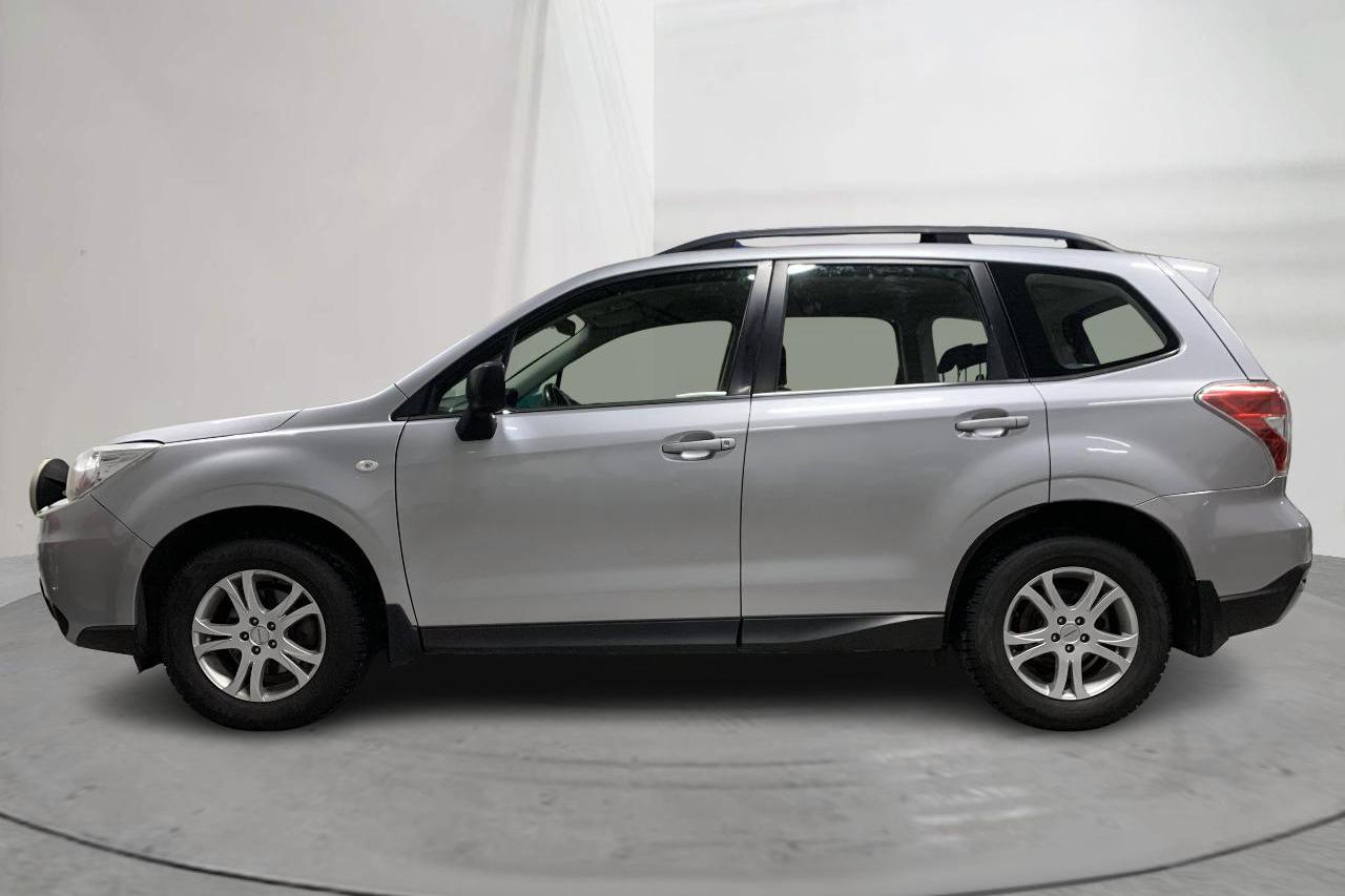 Subaru Forester 2.0D (147hk) - 295 330 km - Manualna - srebro - 2013