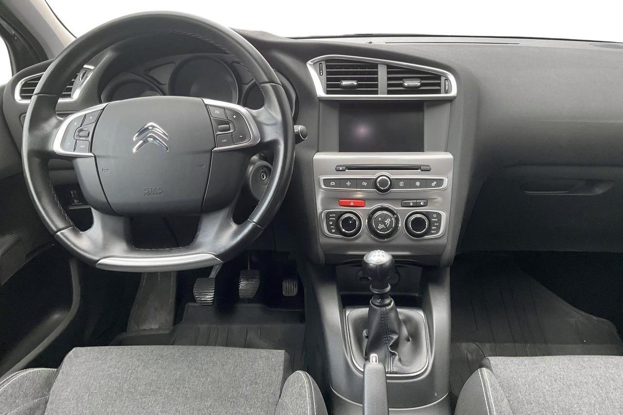 Citroen C4 Puretech (130hk) - 114 490 km - Käsitsi - hall - 2016