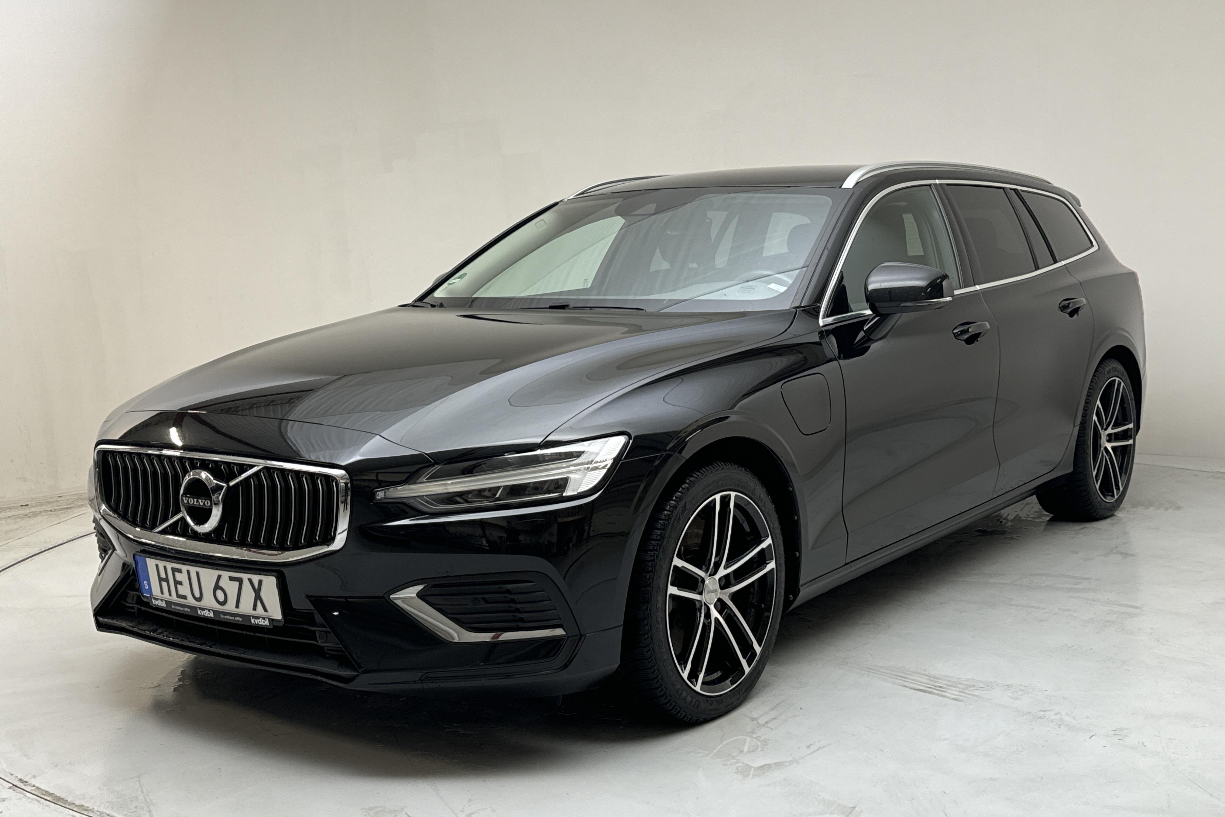 Volvo V60 T6 AWD Twin Engine (340hk) - 74 970 km - Automaattinen - musta - 2022