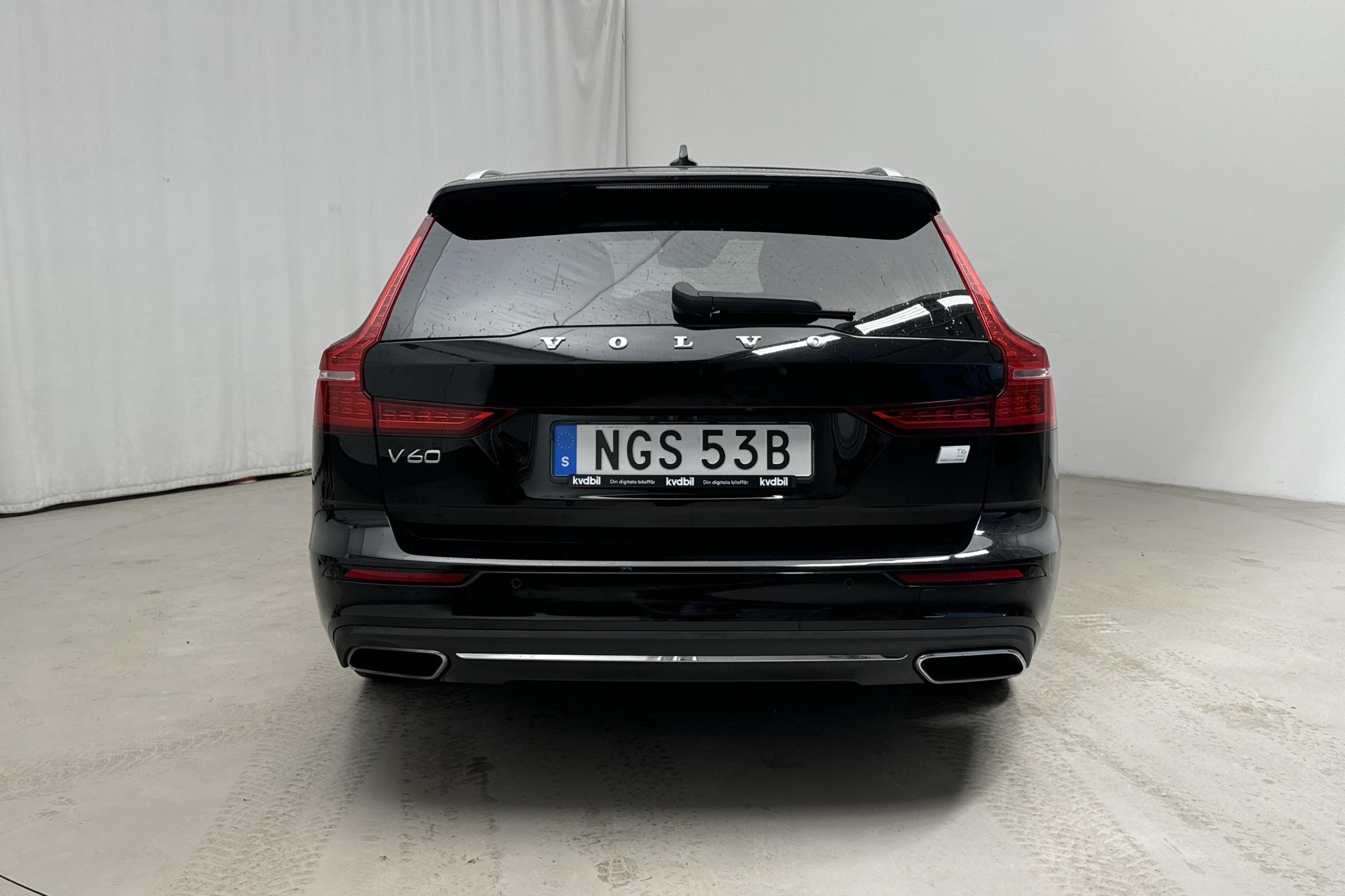 Volvo V60 T6 AWD Twin Engine (340hk) - 48 260 km - Automatyczna - czarny - 2022