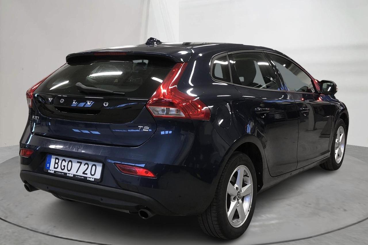 Volvo V40 T2 (120hk) - 106 710 km - Käsitsi - sinine - 2015