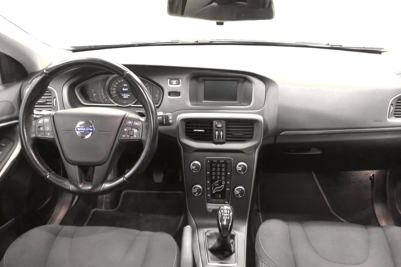 Volvo V40 T2 (120hk) - 106 710 km - Käsitsi - sinine - 2015