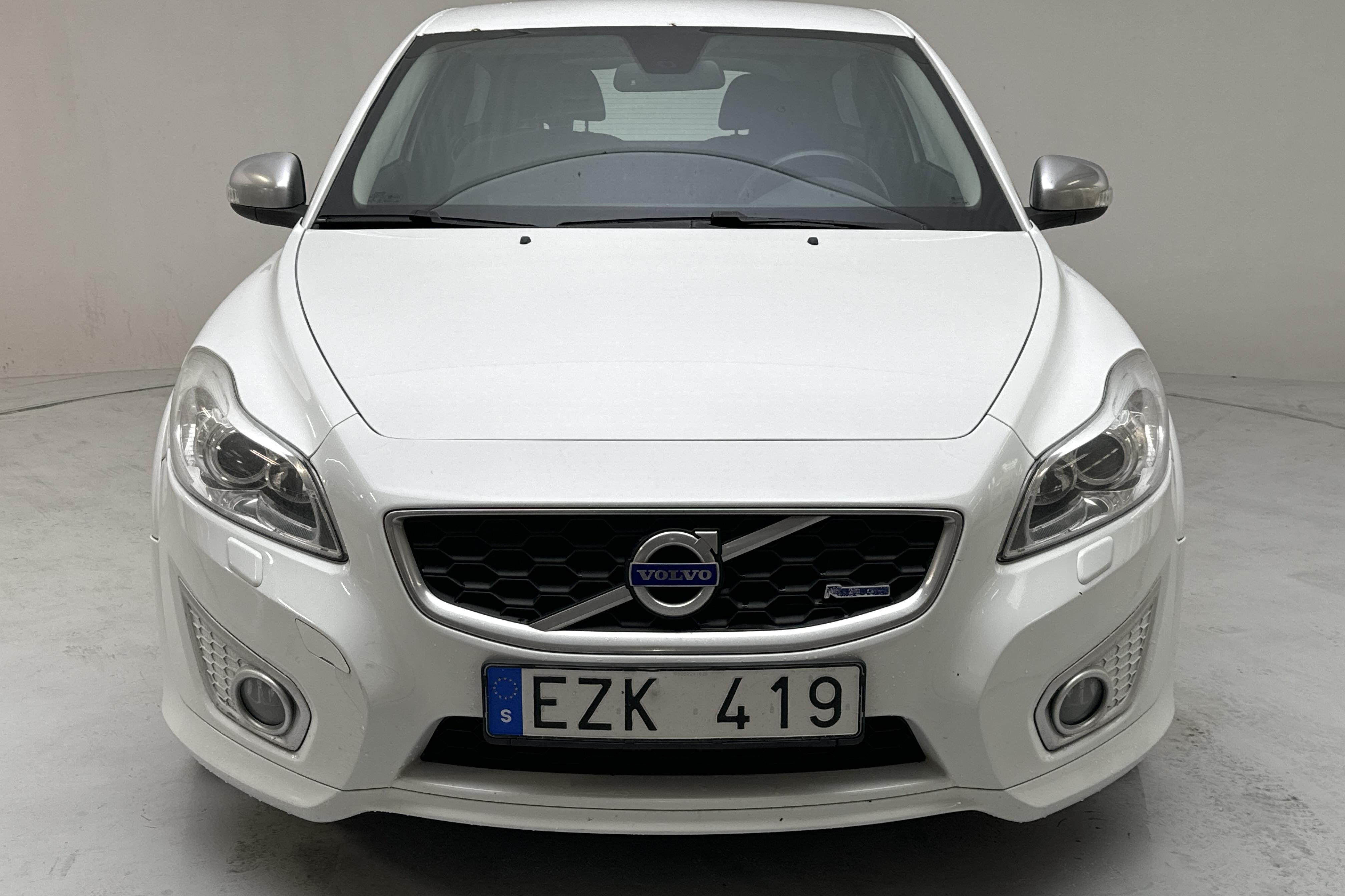 Volvo C30 D4 (177hk) - 190 900 km - Automaatne - valge - 2011