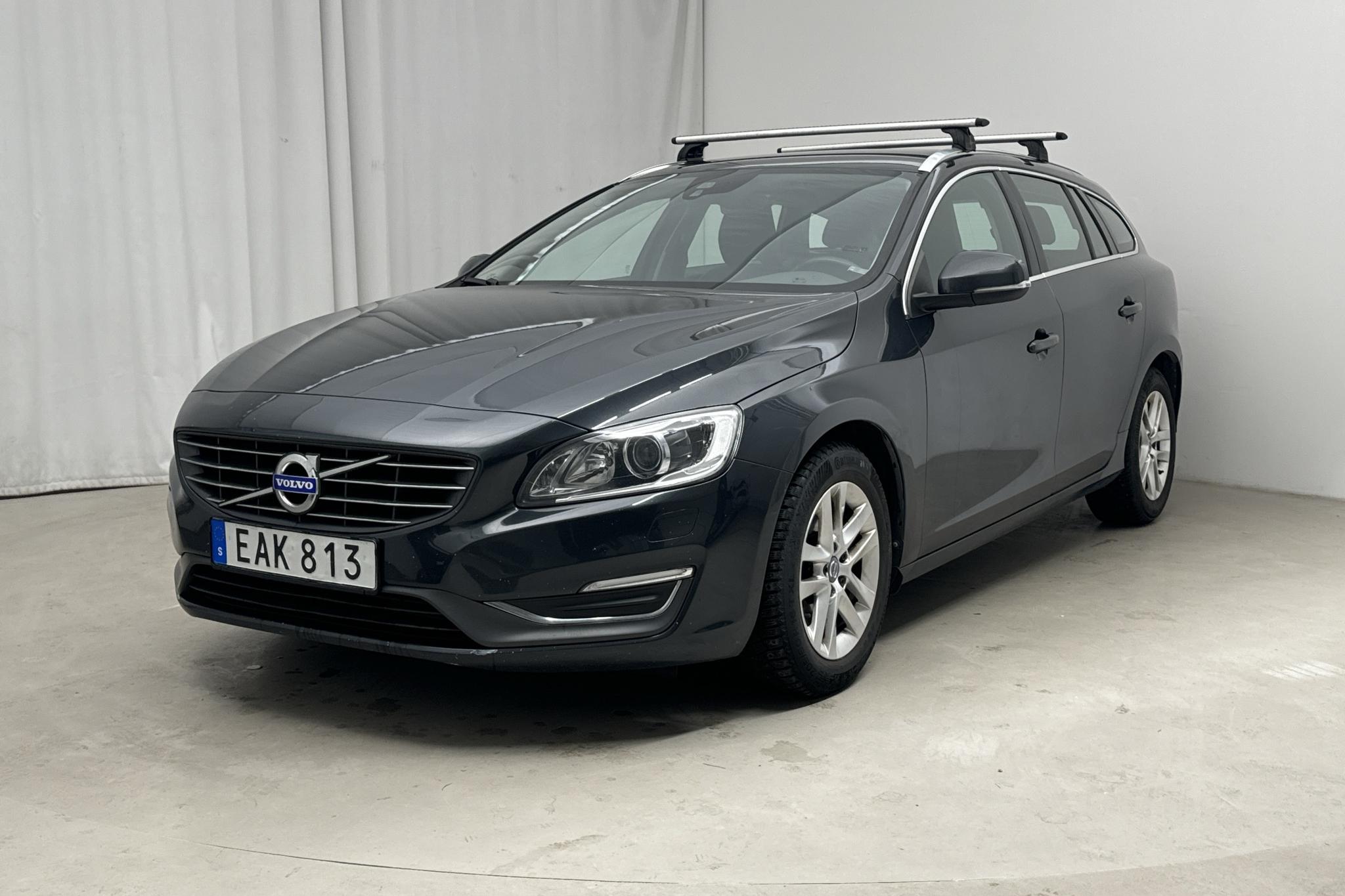 Volvo V60 D4 (181hk) - 194 890 km - Manual - gray - 2015