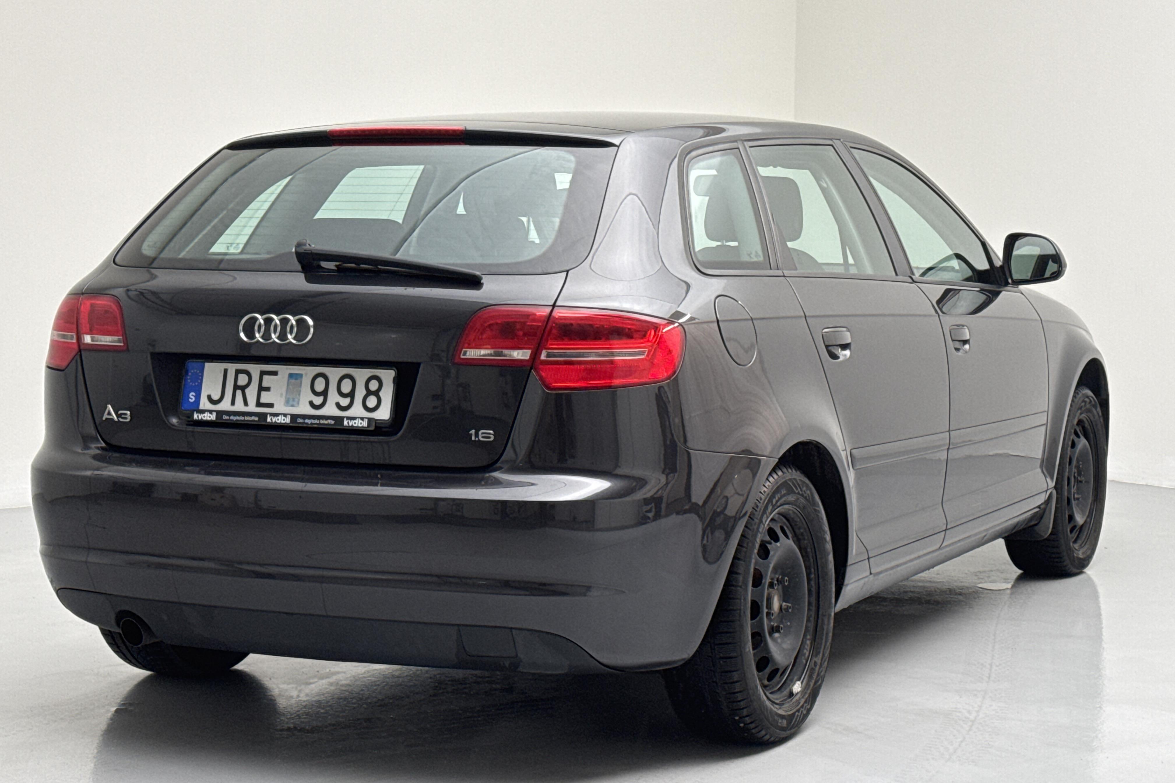 Audi A3 1.6 E85 Sportback (102hk) - 137 990 km - Manualna - szary - 2009