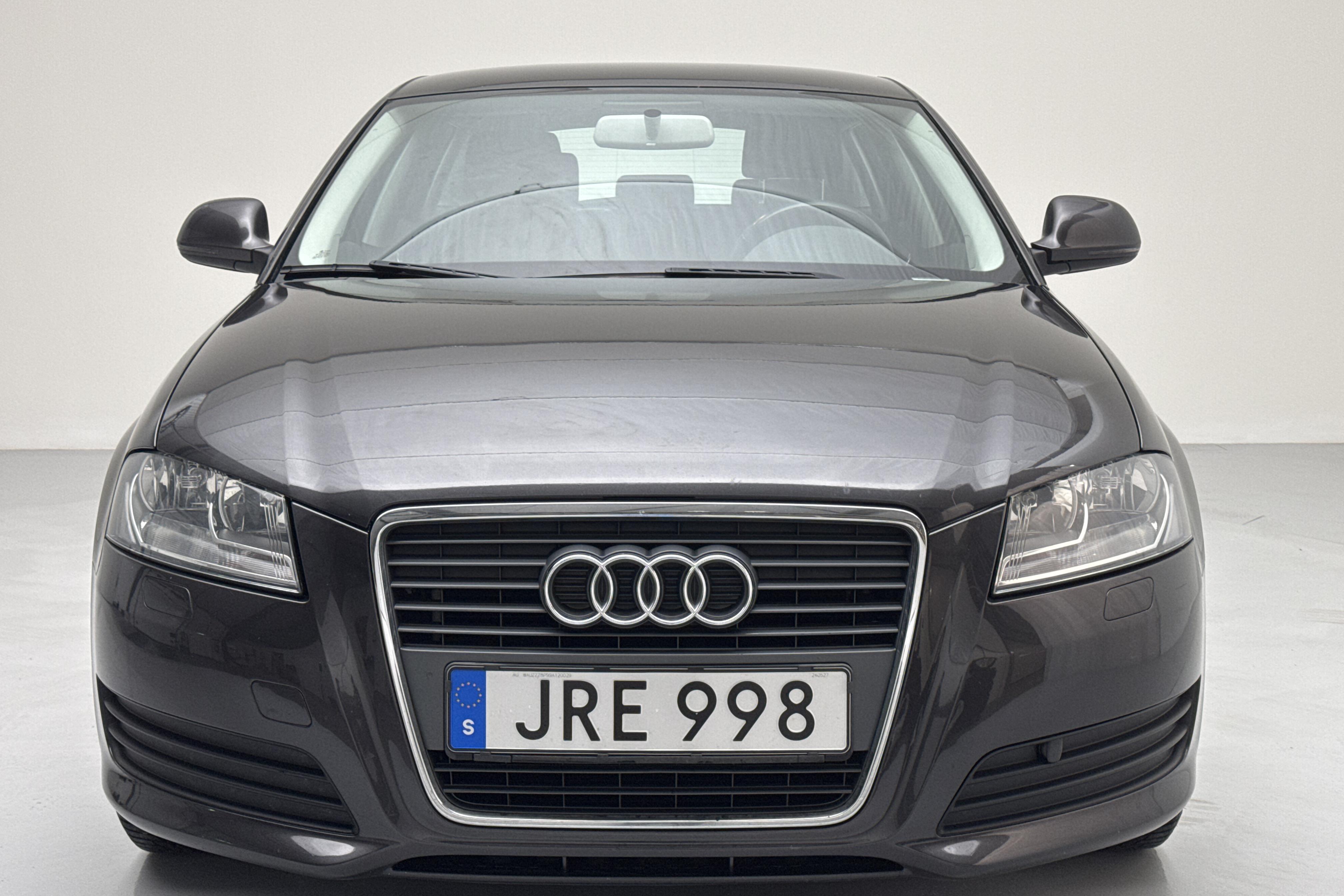 Audi A3 1.6 E85 Sportback (102hk) - 137 990 km - Manualna - szary - 2009