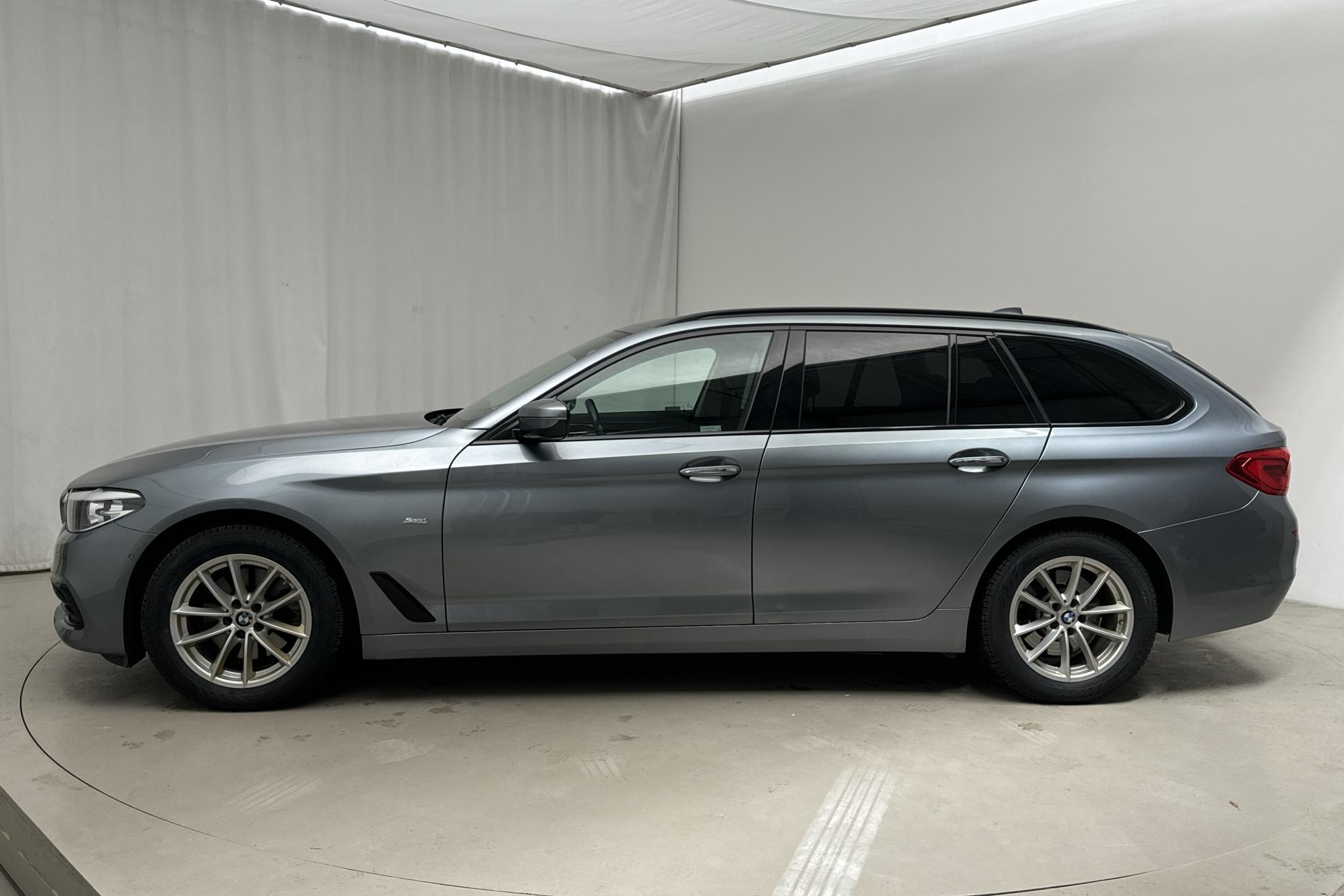 BMW 520d xDrive Touring, G31 (190hk) - 103 220 km - Automaatne - sinine - 2018