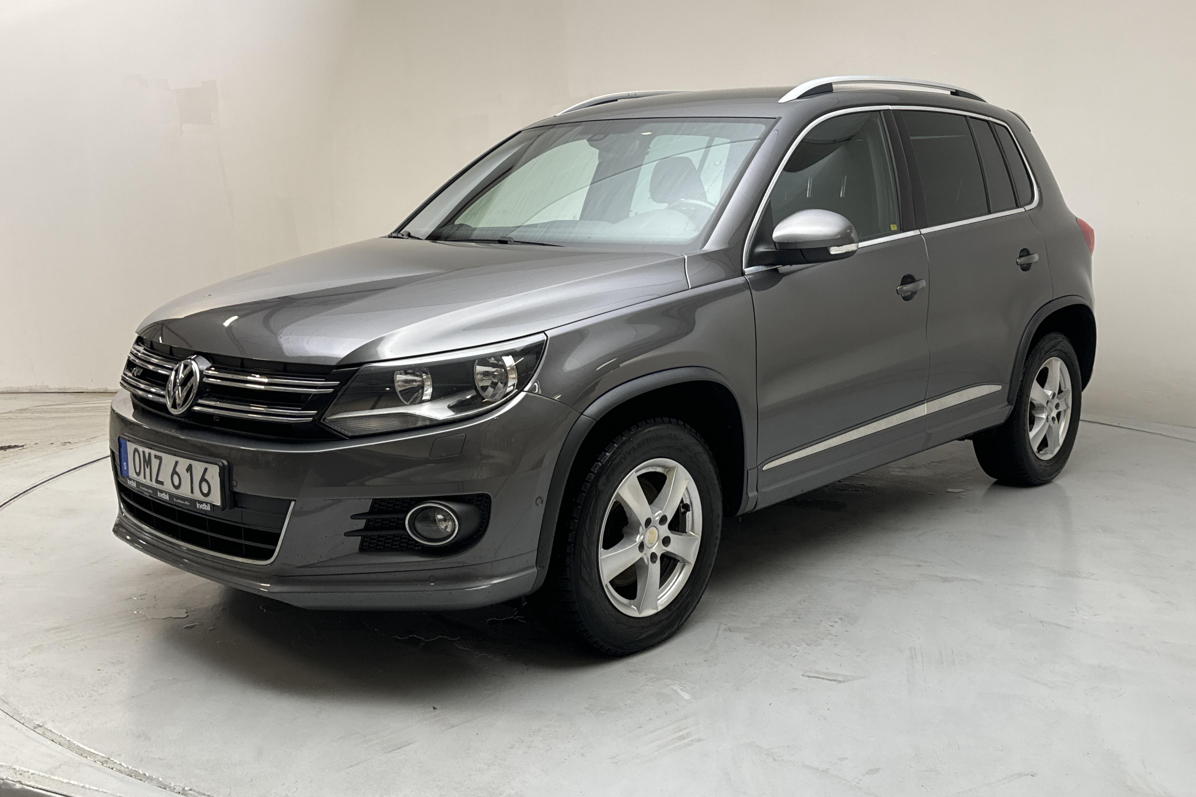 VW Tiguan 1.4 TSI 4MOTION (160hk) - 13 074 mil - Manuell - Dark Grey - 2015