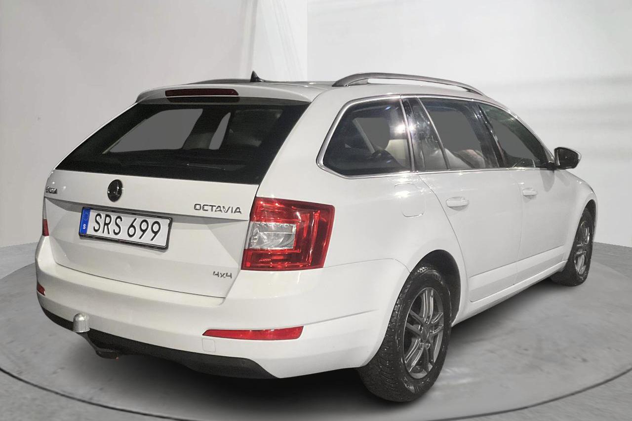 Skoda Octavia III 1.6 TDI Combi 4X4 (110hk) - 282 450 km - Manualna - biały - 2016