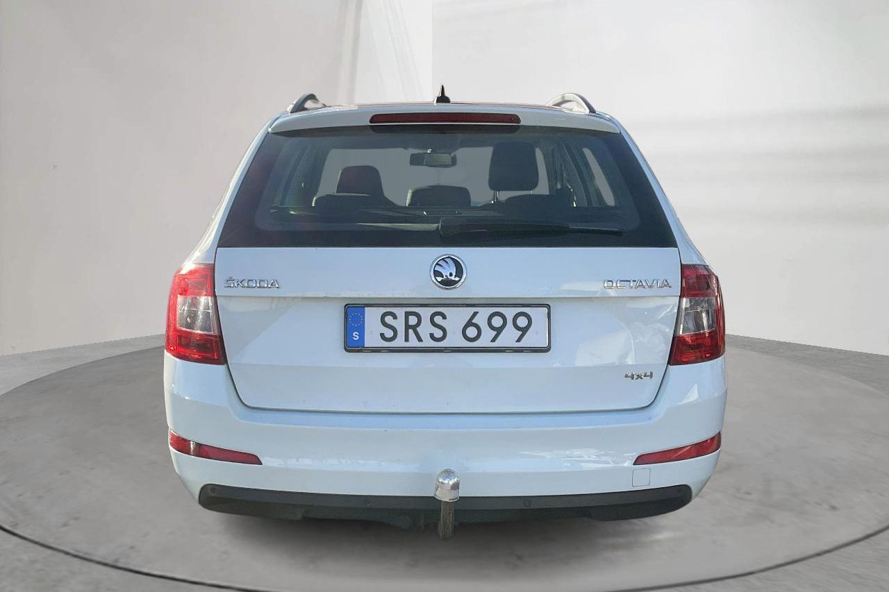 Skoda Octavia III 1.6 TDI Combi 4X4 (110hk) - 282 450 km - Manualna - biały - 2016